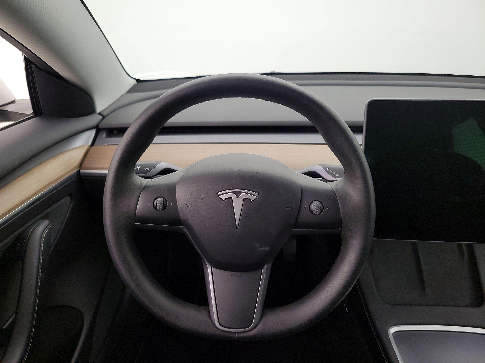 Thumbnail: 2022 Tesla Model 3 - 10