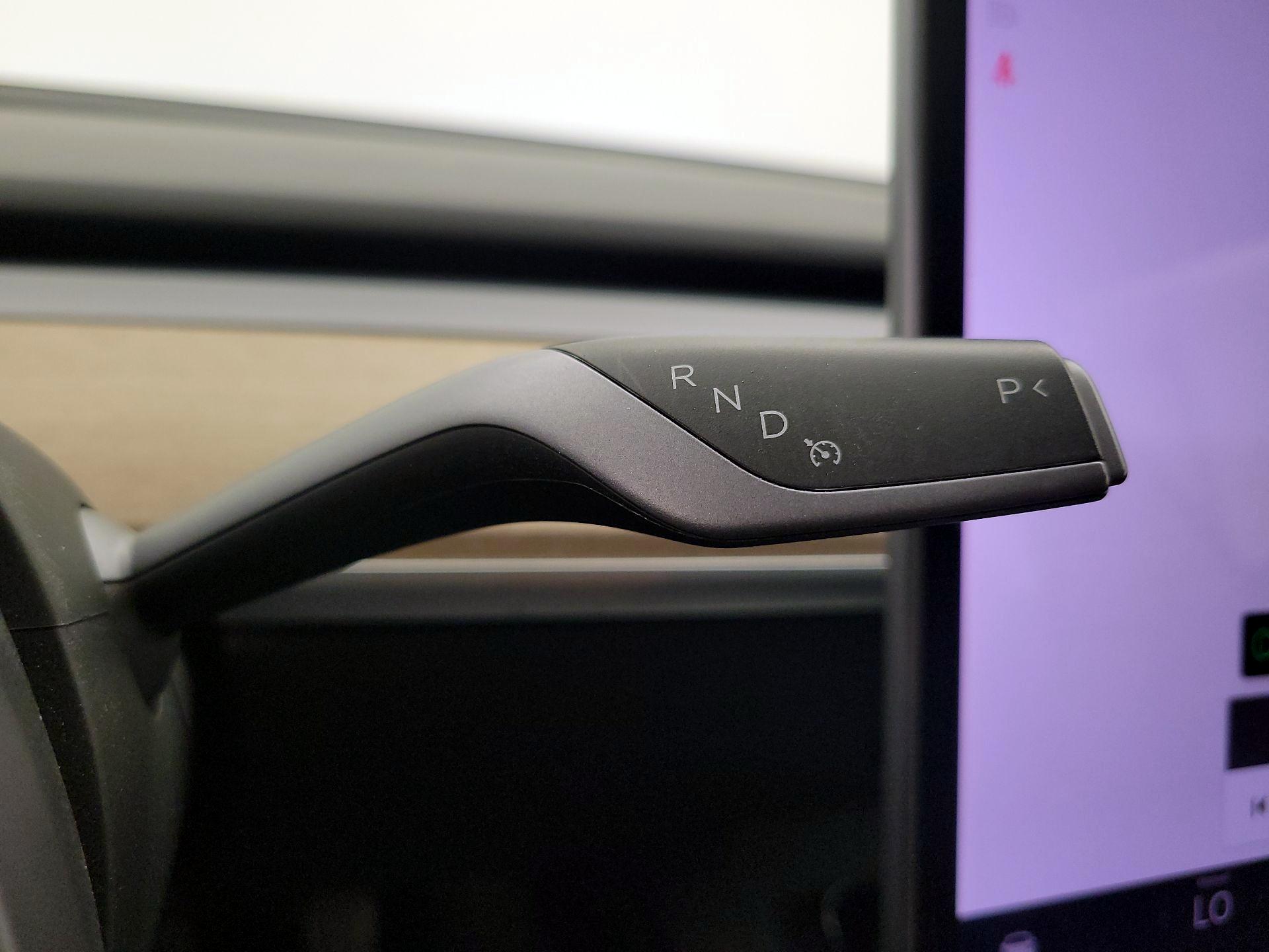 Thumbnail: 2022 Tesla Model 3 - 16