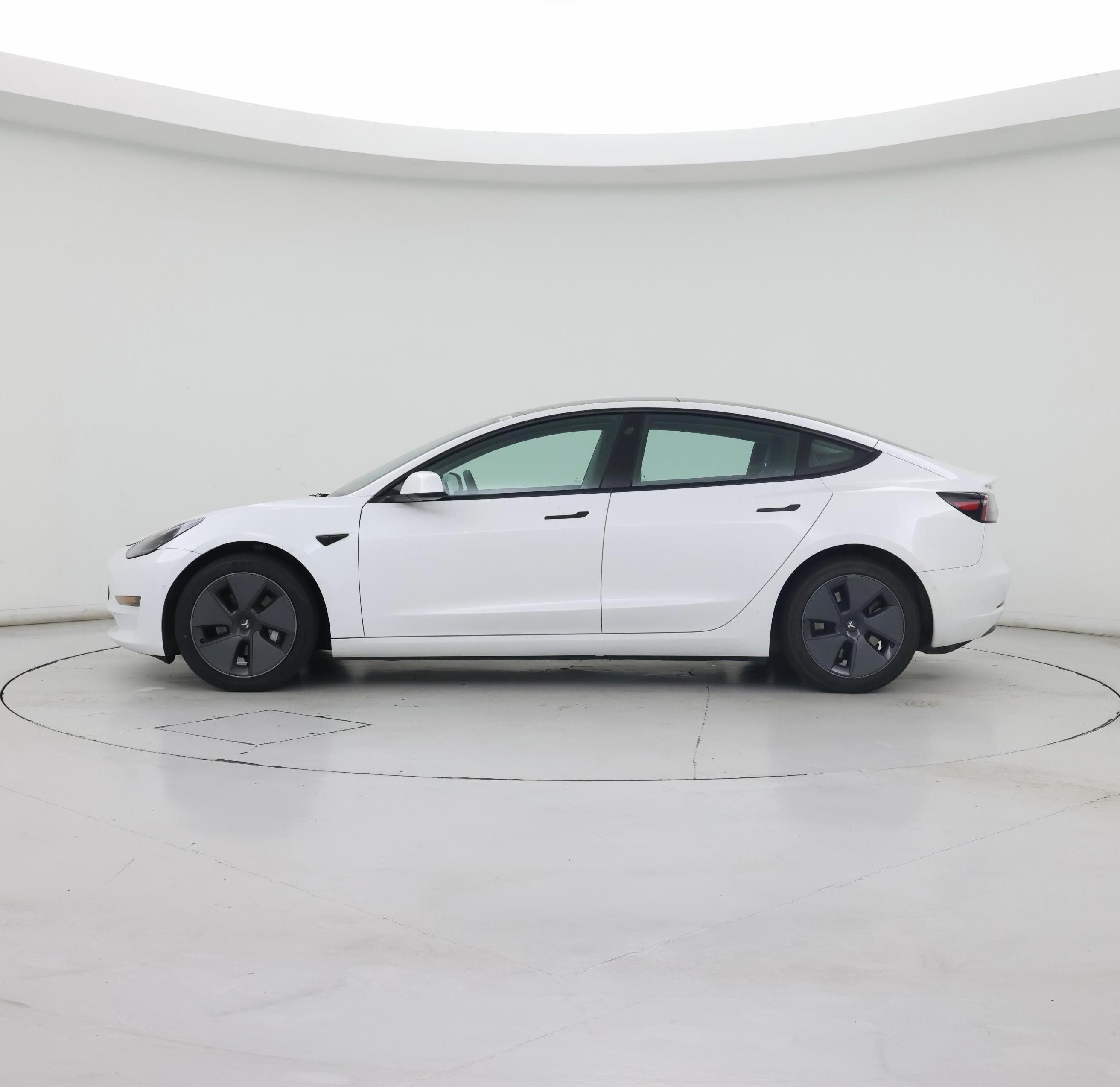 Thumbnail: 2022 Tesla Model 3 - 3