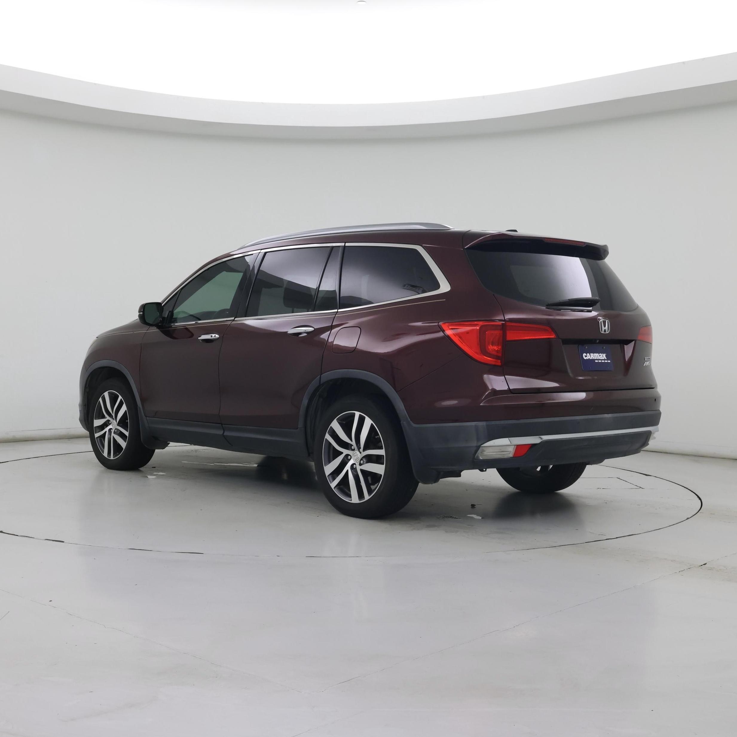 Thumbnail: 2017 Honda Pilot - 2