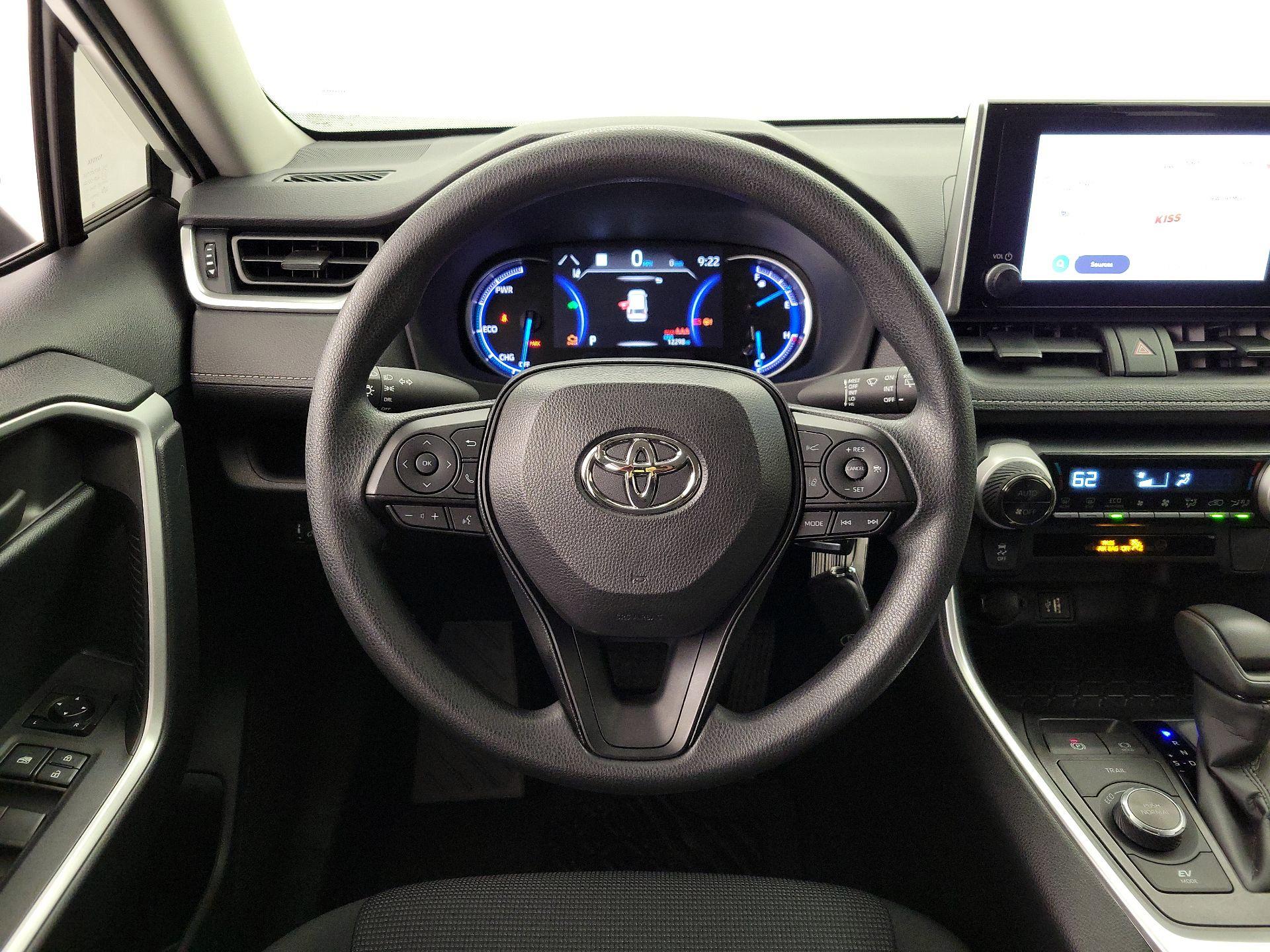 Thumbnail: 2025 Toyota RAV4 - 10