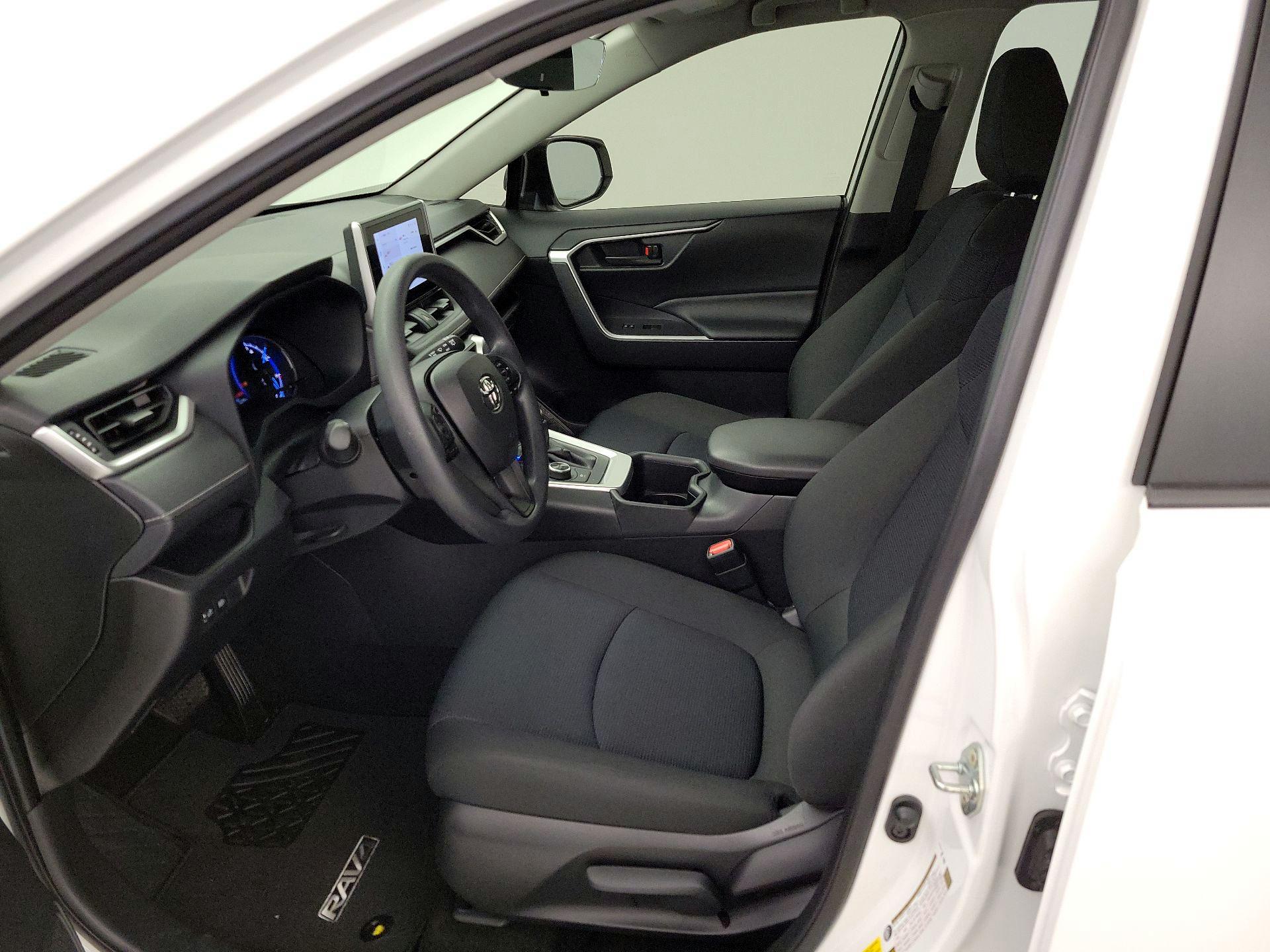 Thumbnail: 2025 Toyota RAV4 - 11