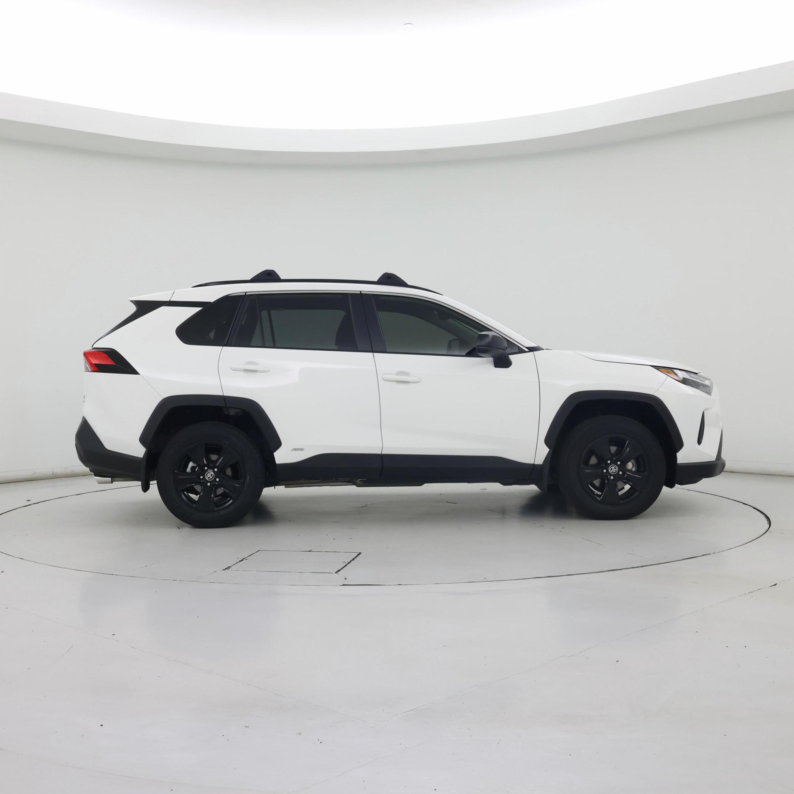 Thumbnail: 2025 Toyota RAV4 - 7