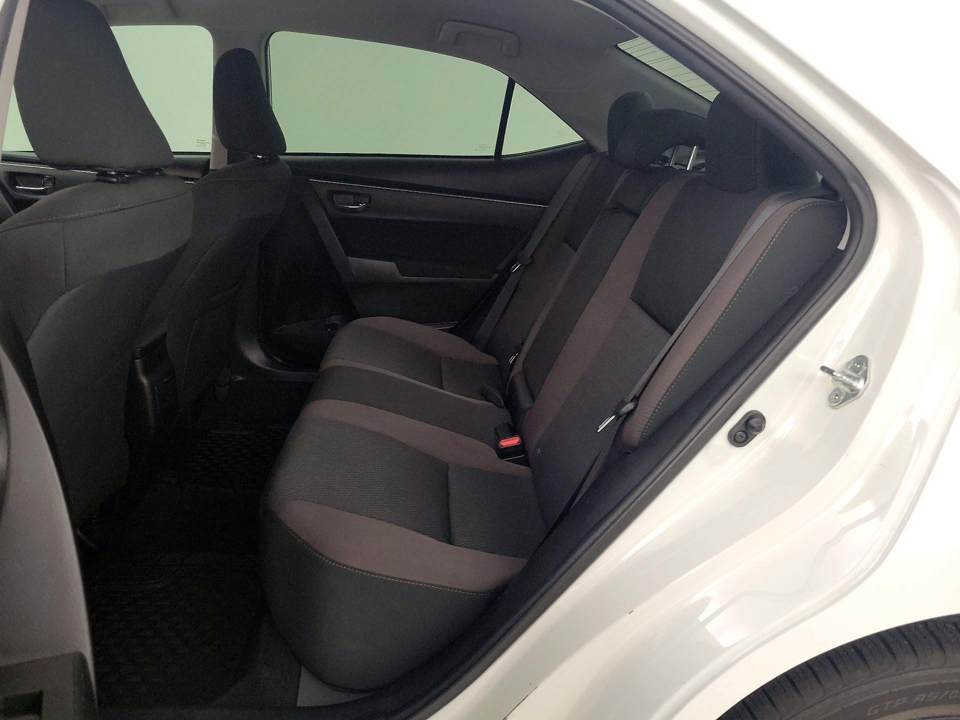 Thumbnail: 2017 Toyota Corolla - 18