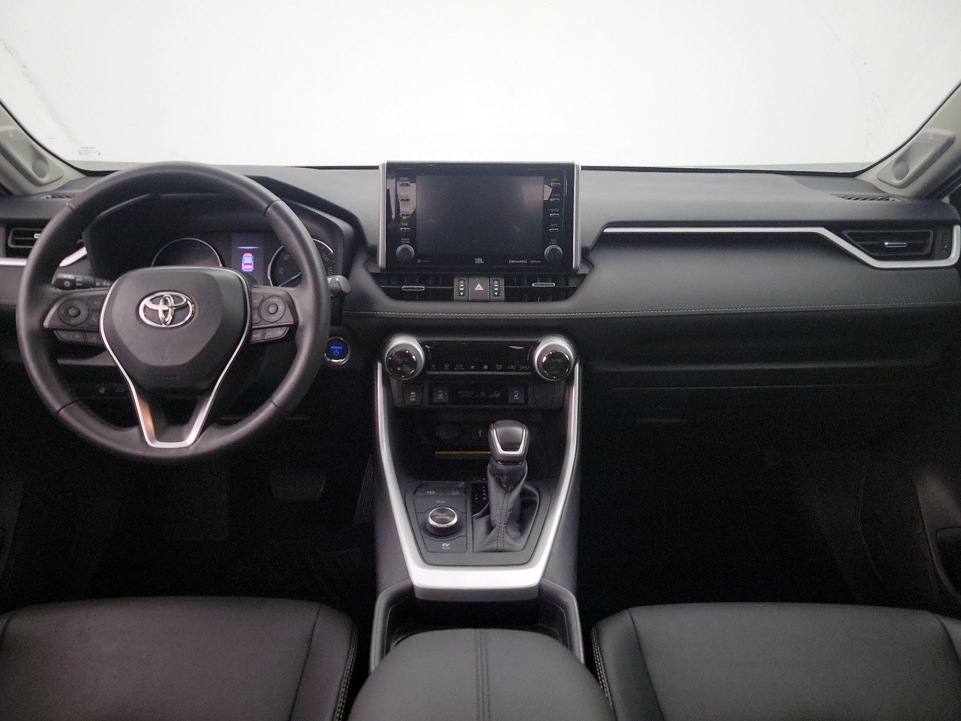 Thumbnail: 2021 Toyota RAV4 - 9