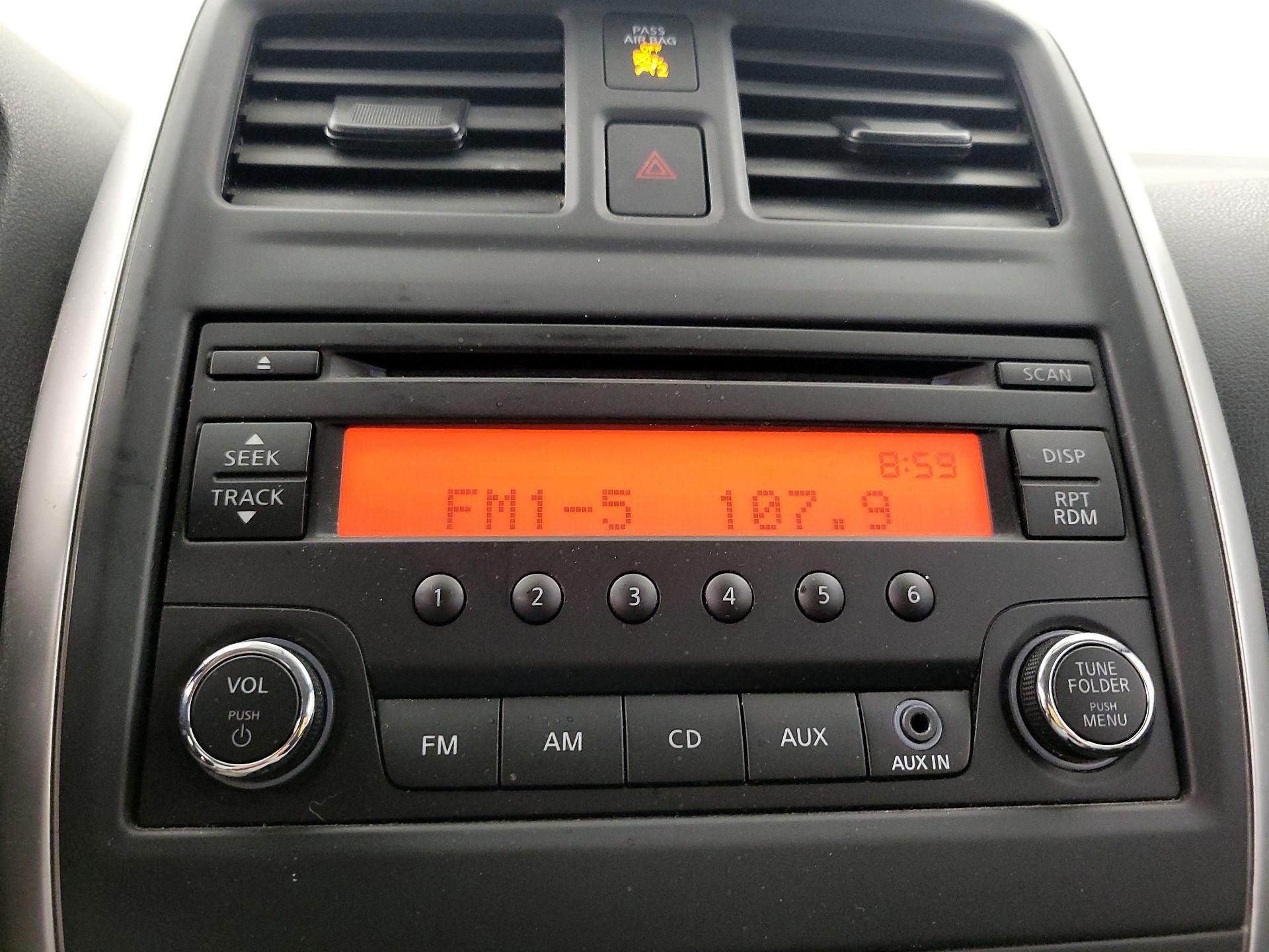 Thumbnail: 2017 Nissan Versa Note - 14