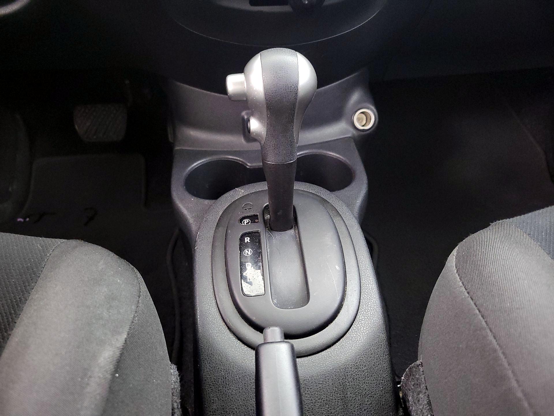 Thumbnail: 2017 Nissan Versa Note - 16