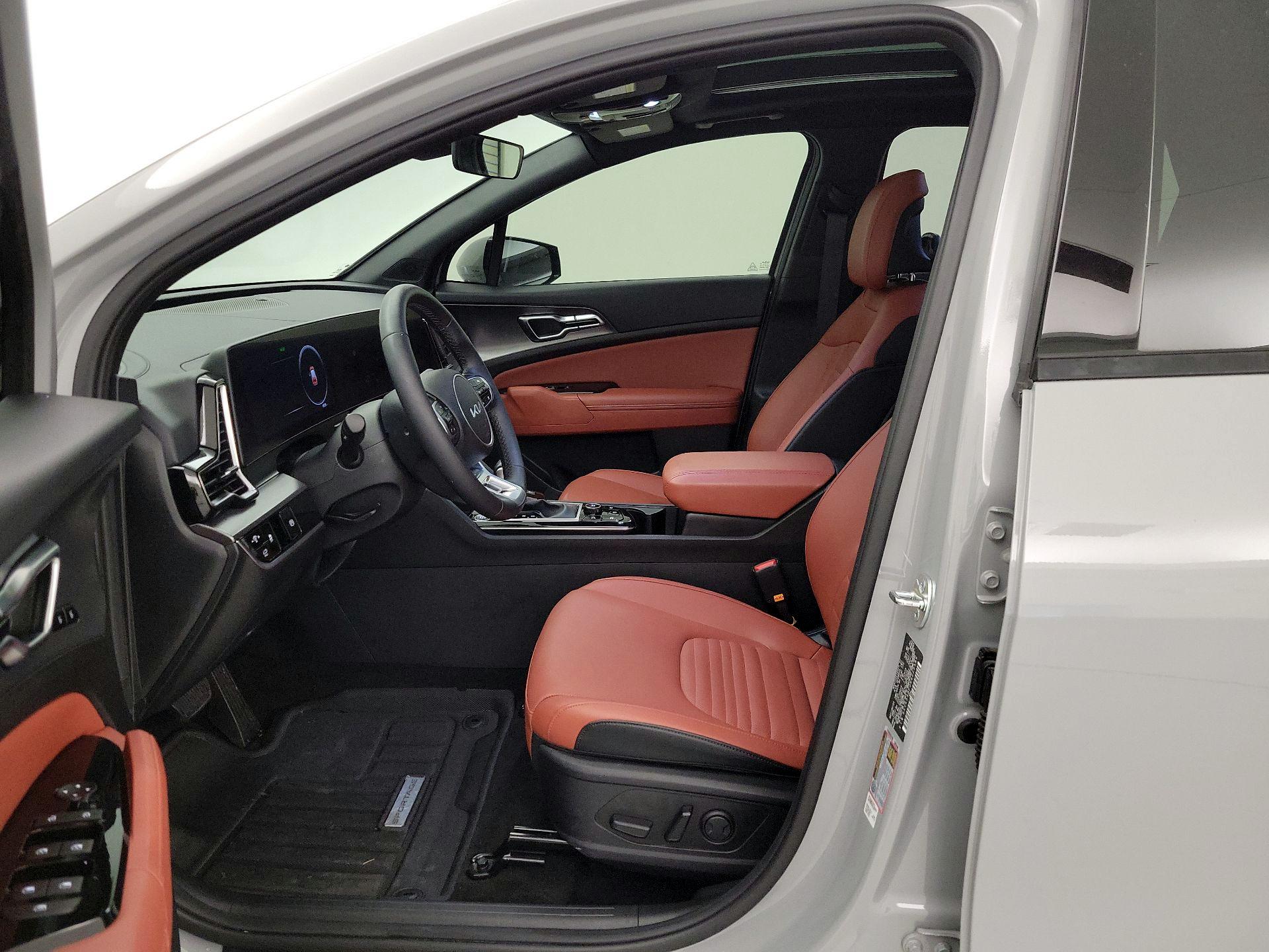 Thumbnail: 2024 Kia Sportage - 11