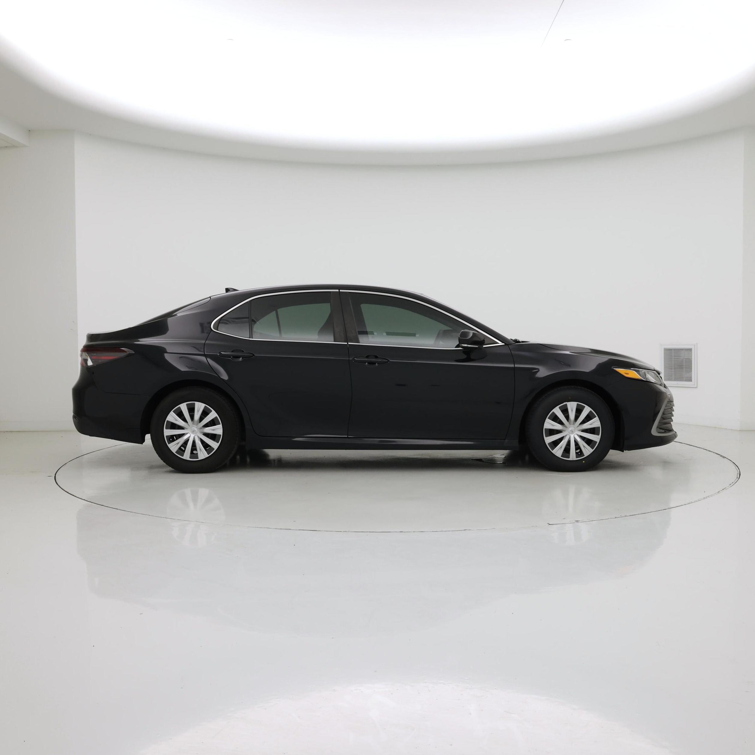 Thumbnail: 2023 Toyota Camry - 7