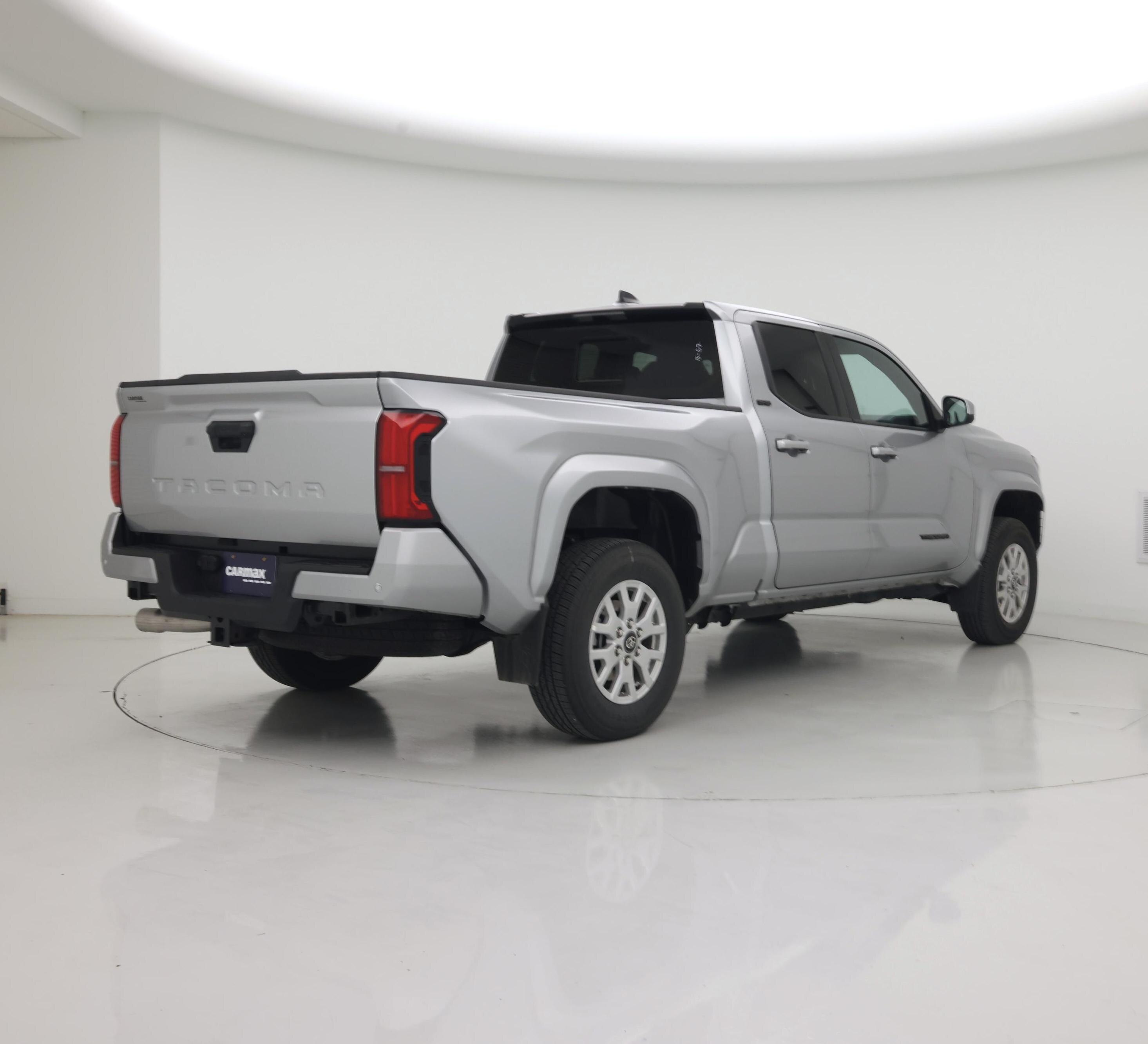 Thumbnail: 2024 Toyota Tacoma - 8