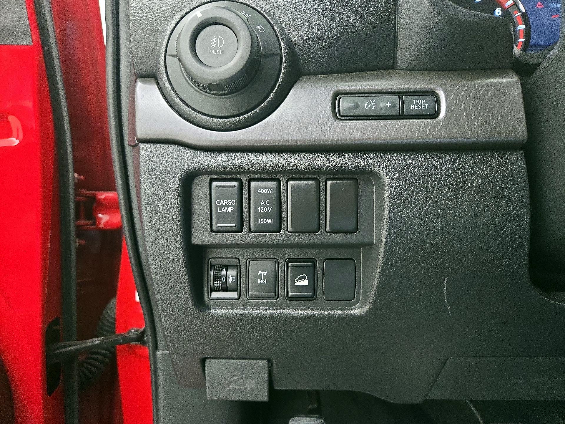 Thumbnail: 2021 Nissan Titan - 13