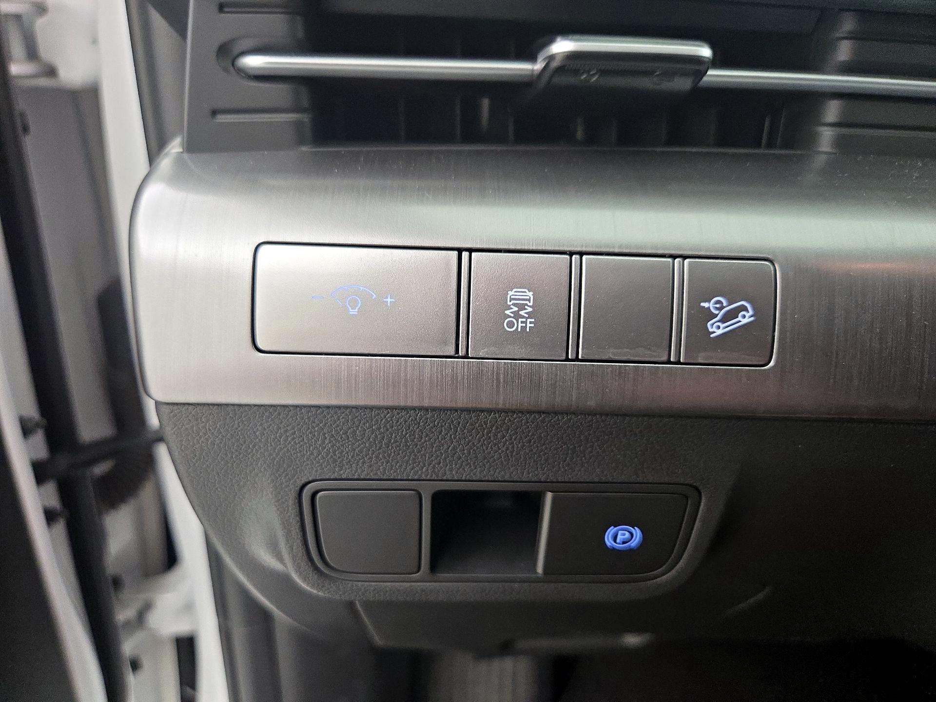 Thumbnail: 2025 Hyundai Kona - 13