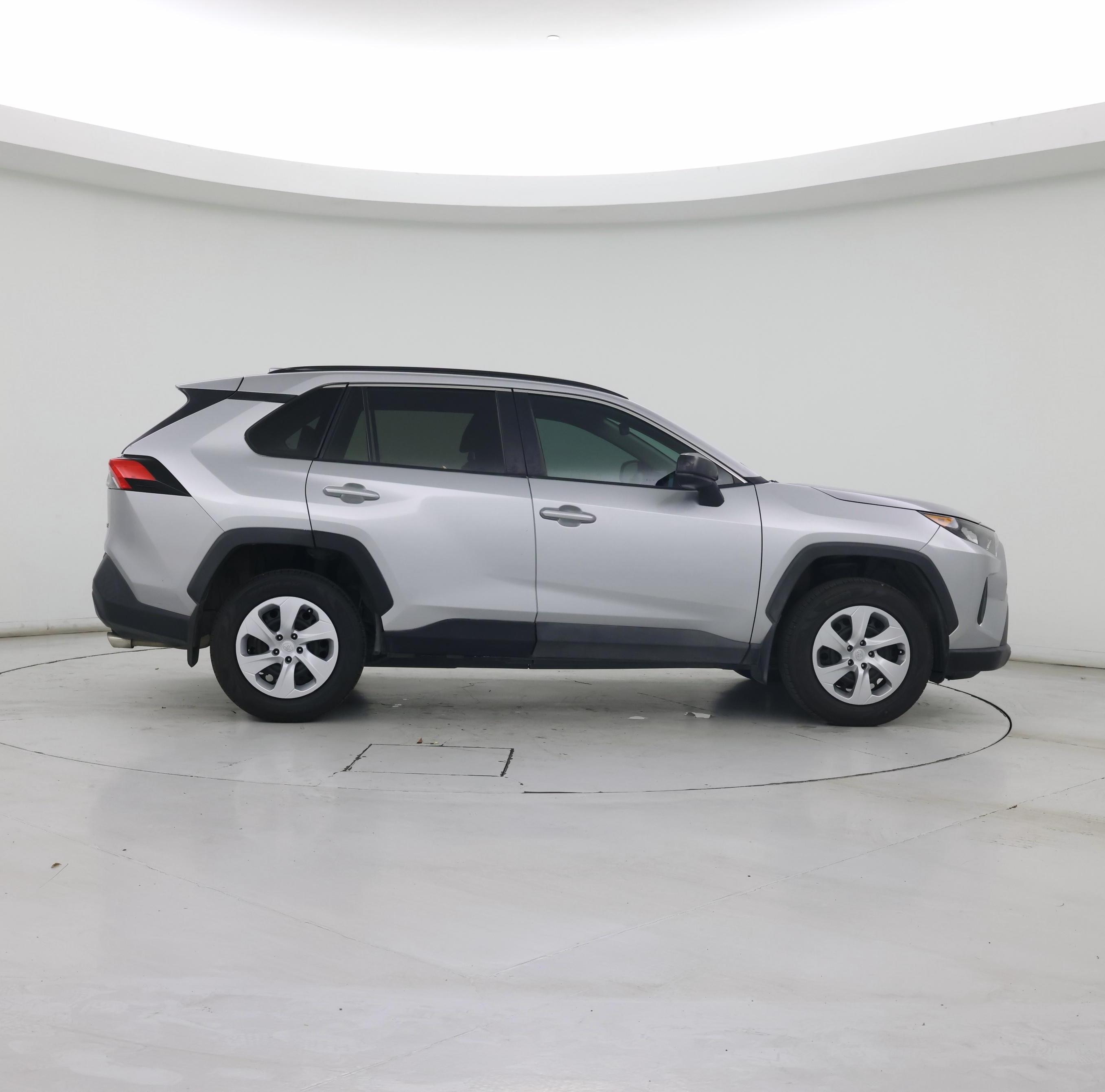 Thumbnail: 2019 Toyota RAV4 - 7