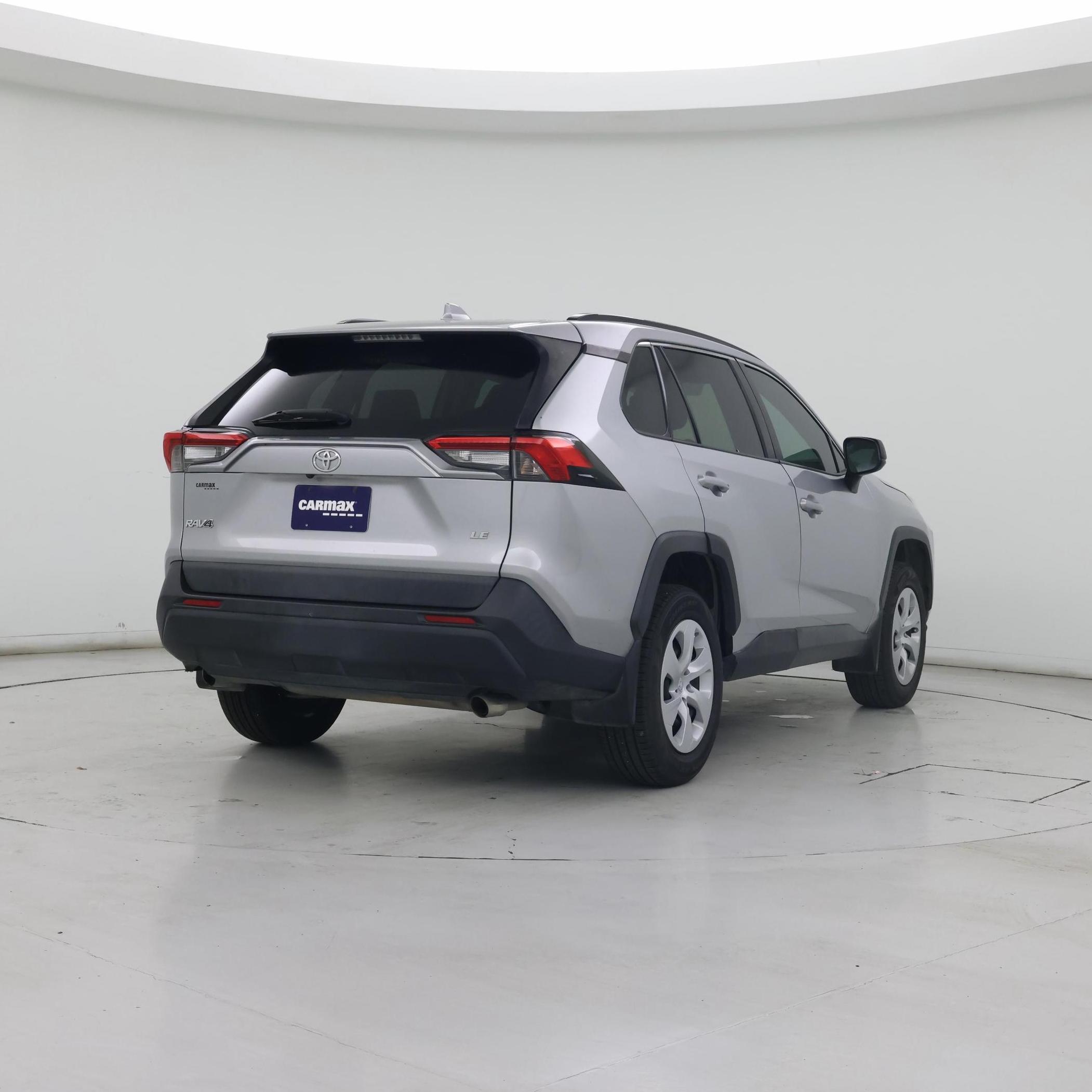 Thumbnail: 2019 Toyota RAV4 - 8