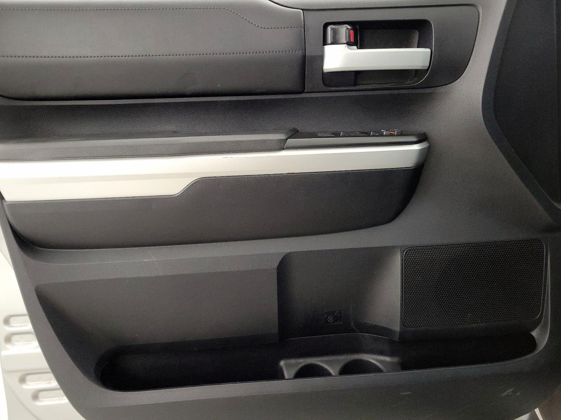 Thumbnail: 2014 Toyota Tundra - 12