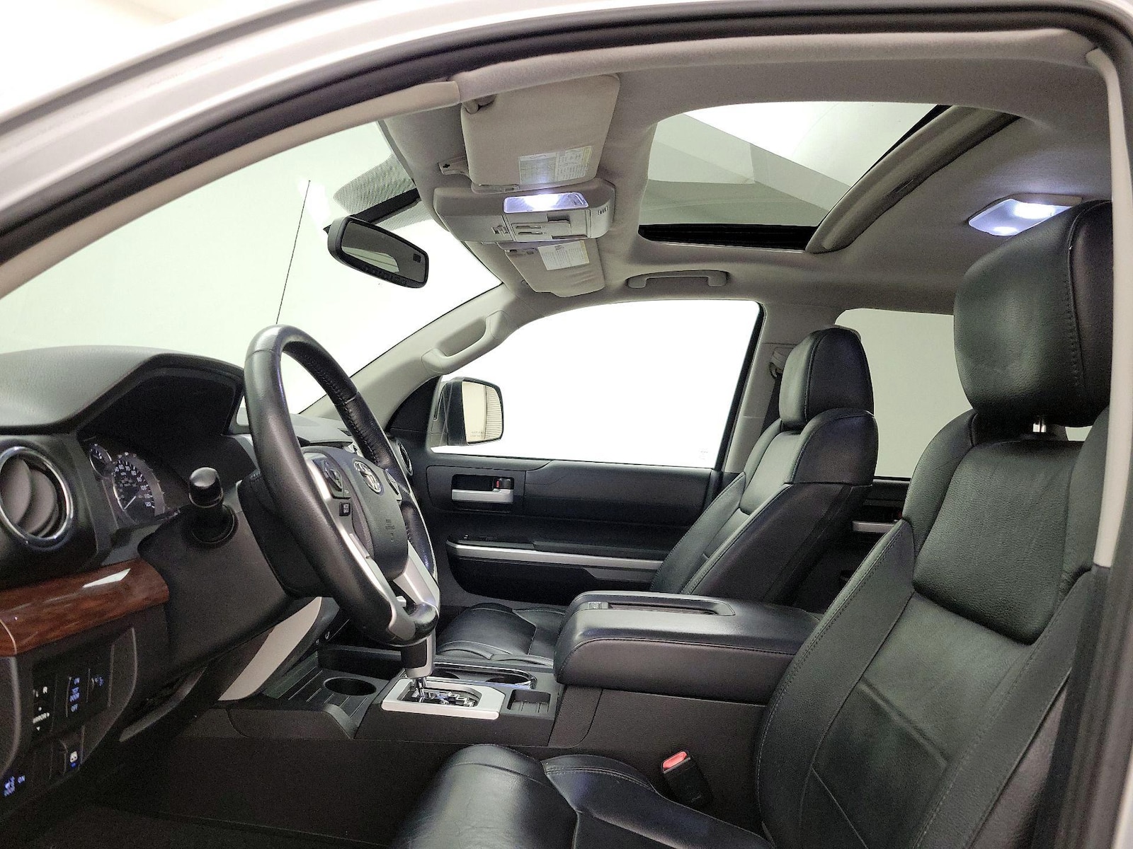 2014 Toyota Tundra Limited - Photo 20