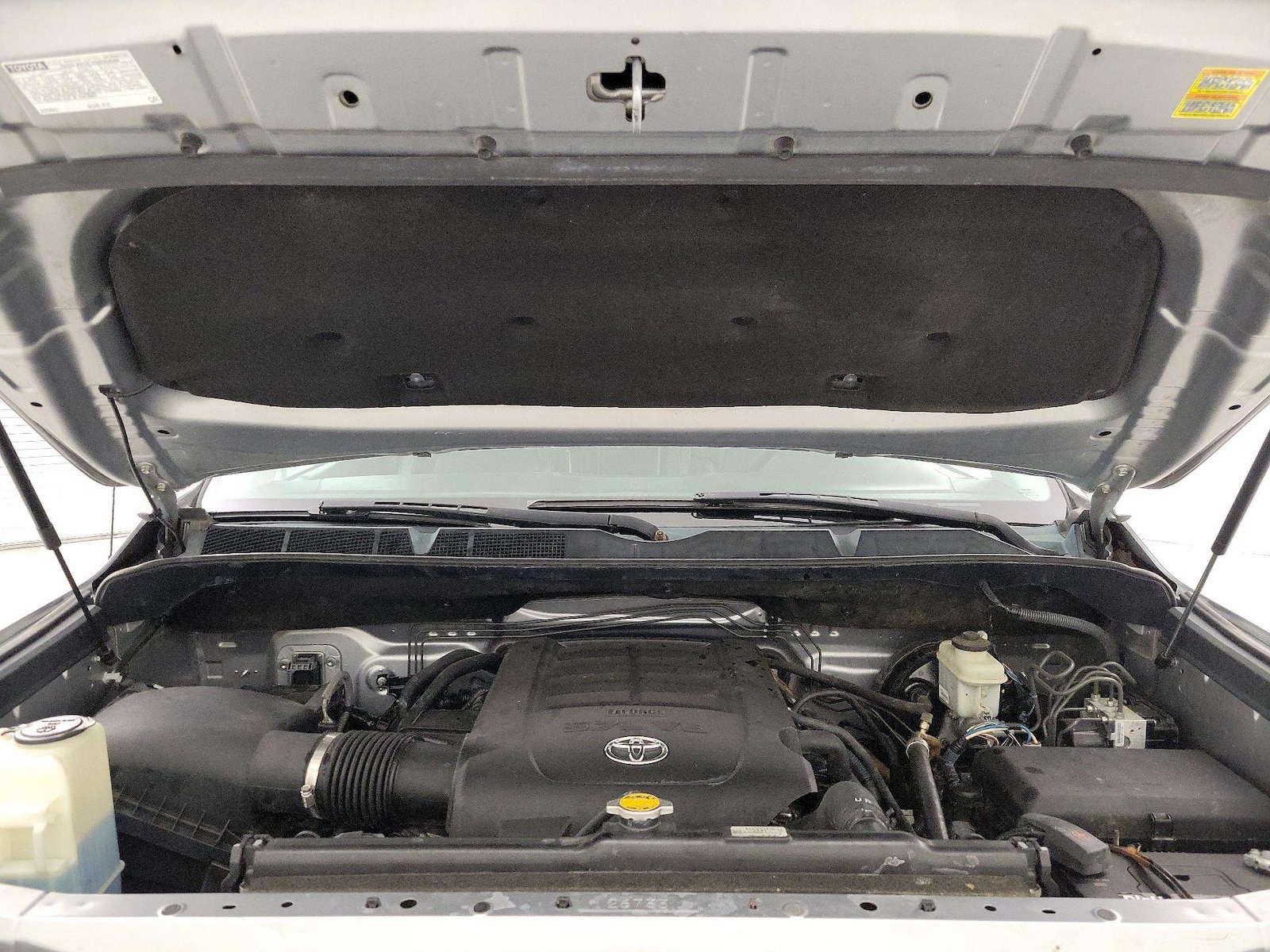 2014 Toyota Tundra Limited - Photo 23