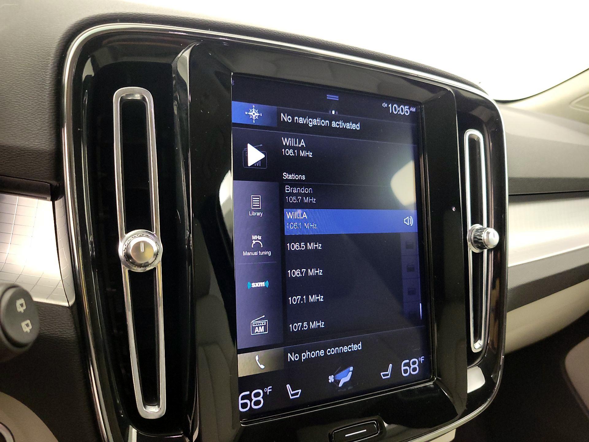 Thumbnail: 2019 Volvo XC40 - 15