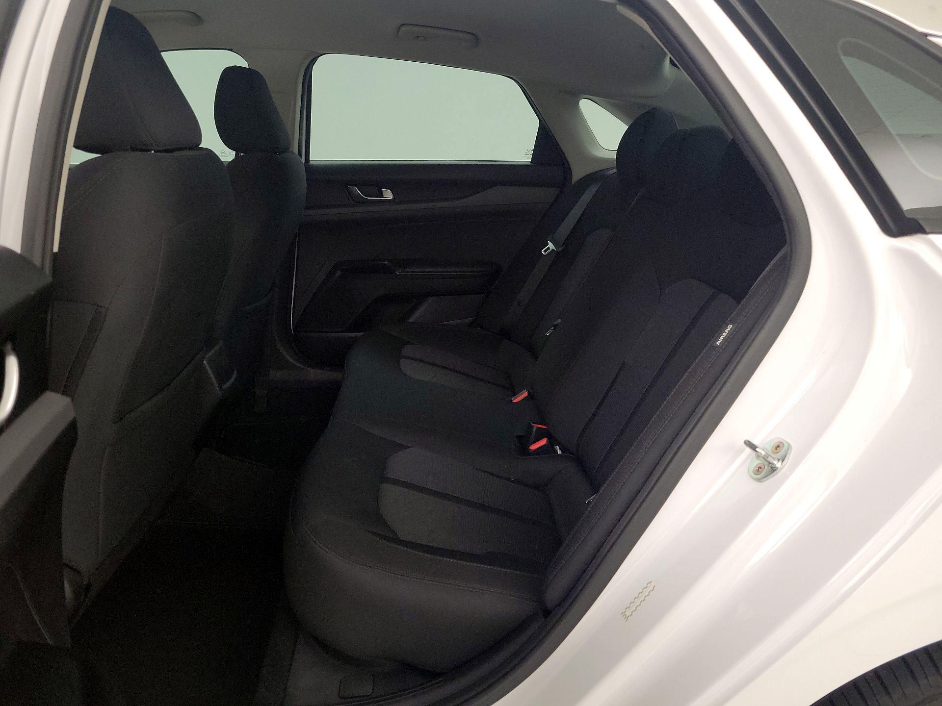 Thumbnail: 2022 Kia K5 - 18