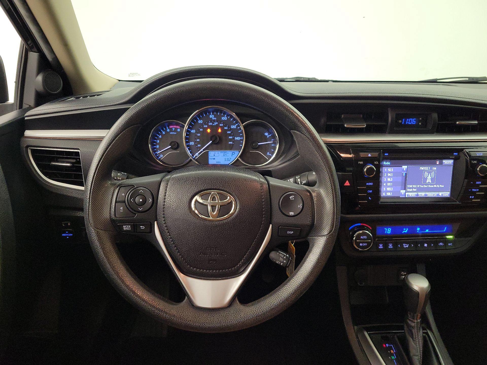 Thumbnail: 2014 Toyota Corolla - 10