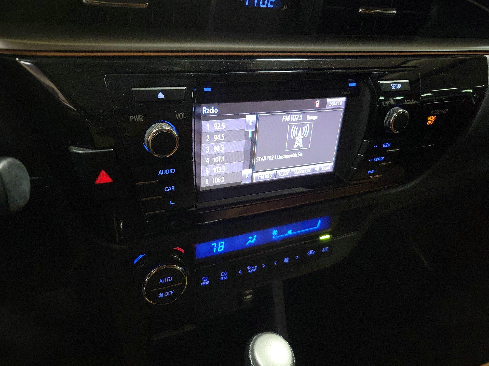 Thumbnail: 2014 Toyota Corolla - 15