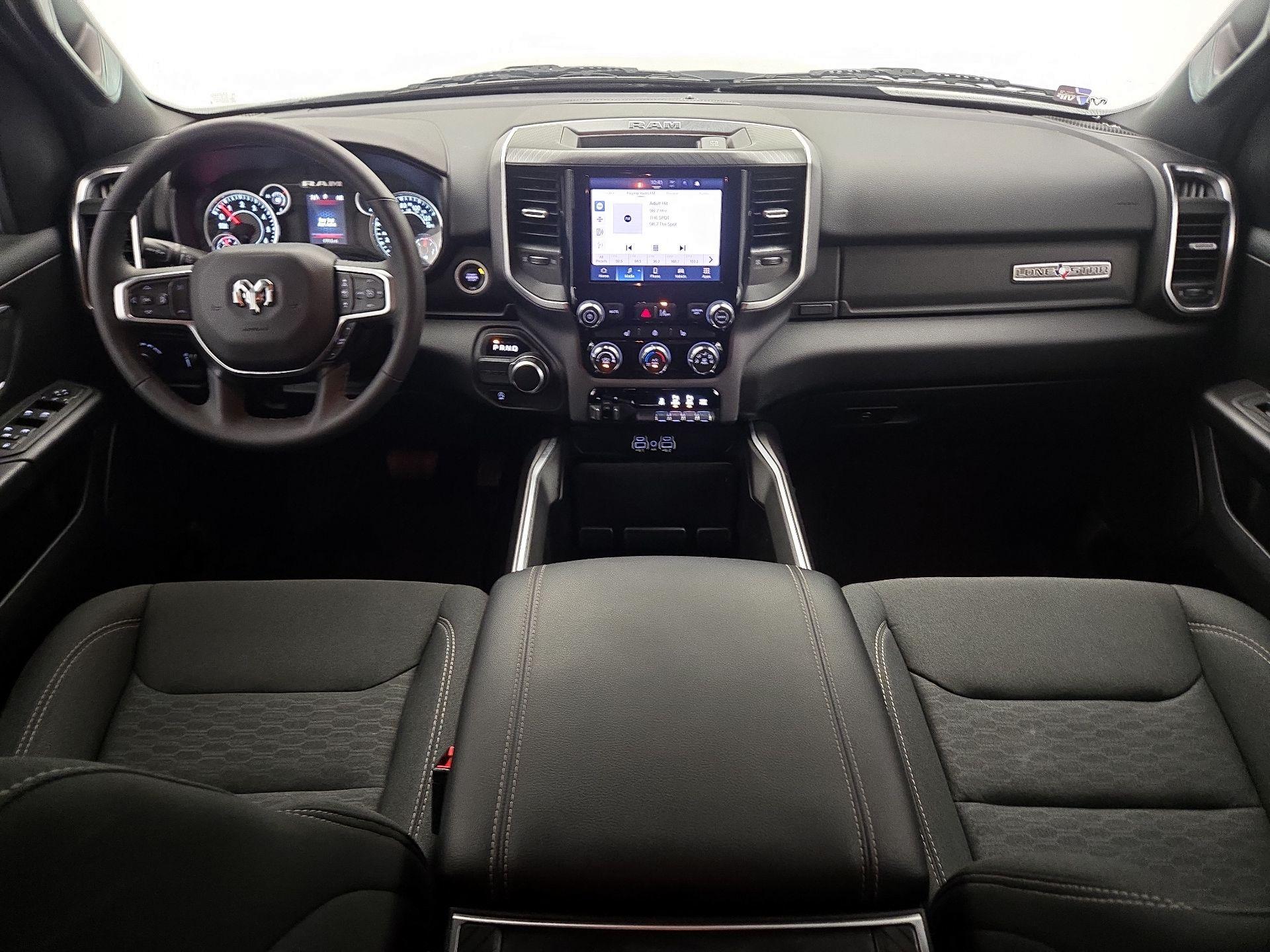 Thumbnail: 2025 RAM 1500 - 9