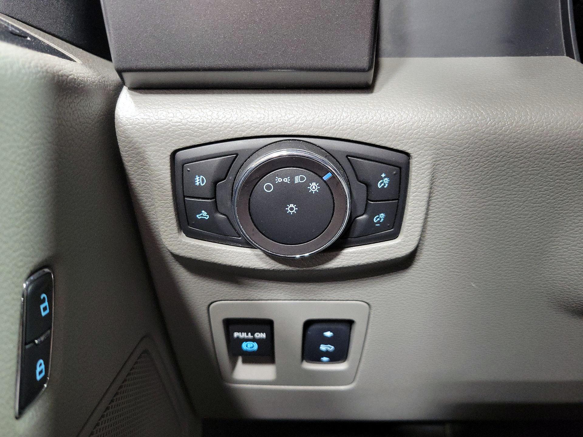 Thumbnail: 2018 Ford F-150 - 13