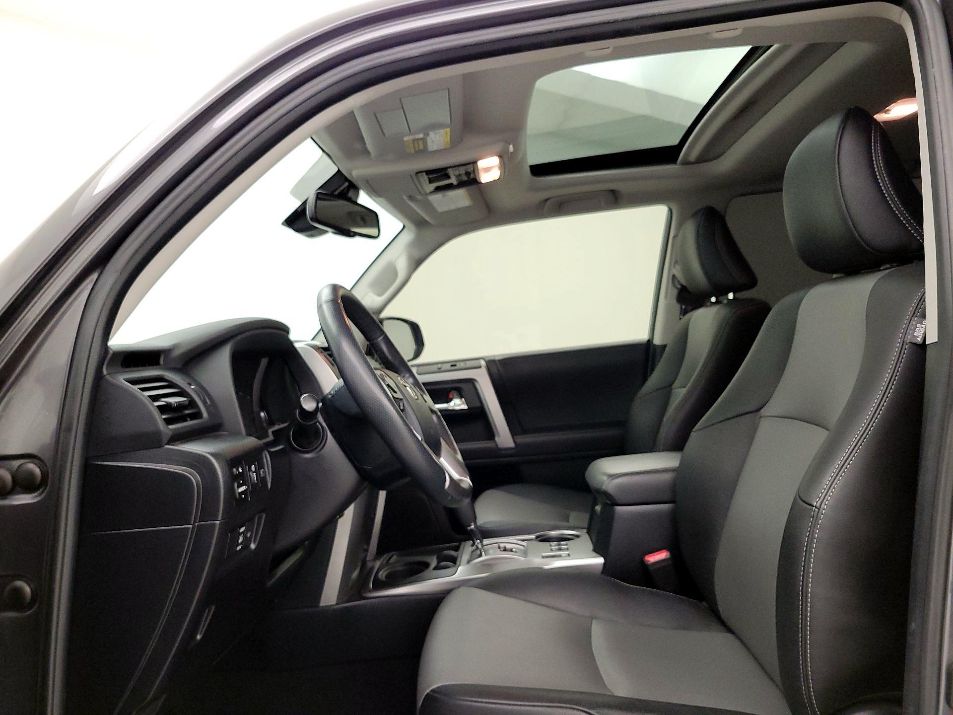 Thumbnail: 2023 Toyota 4Runner - 19