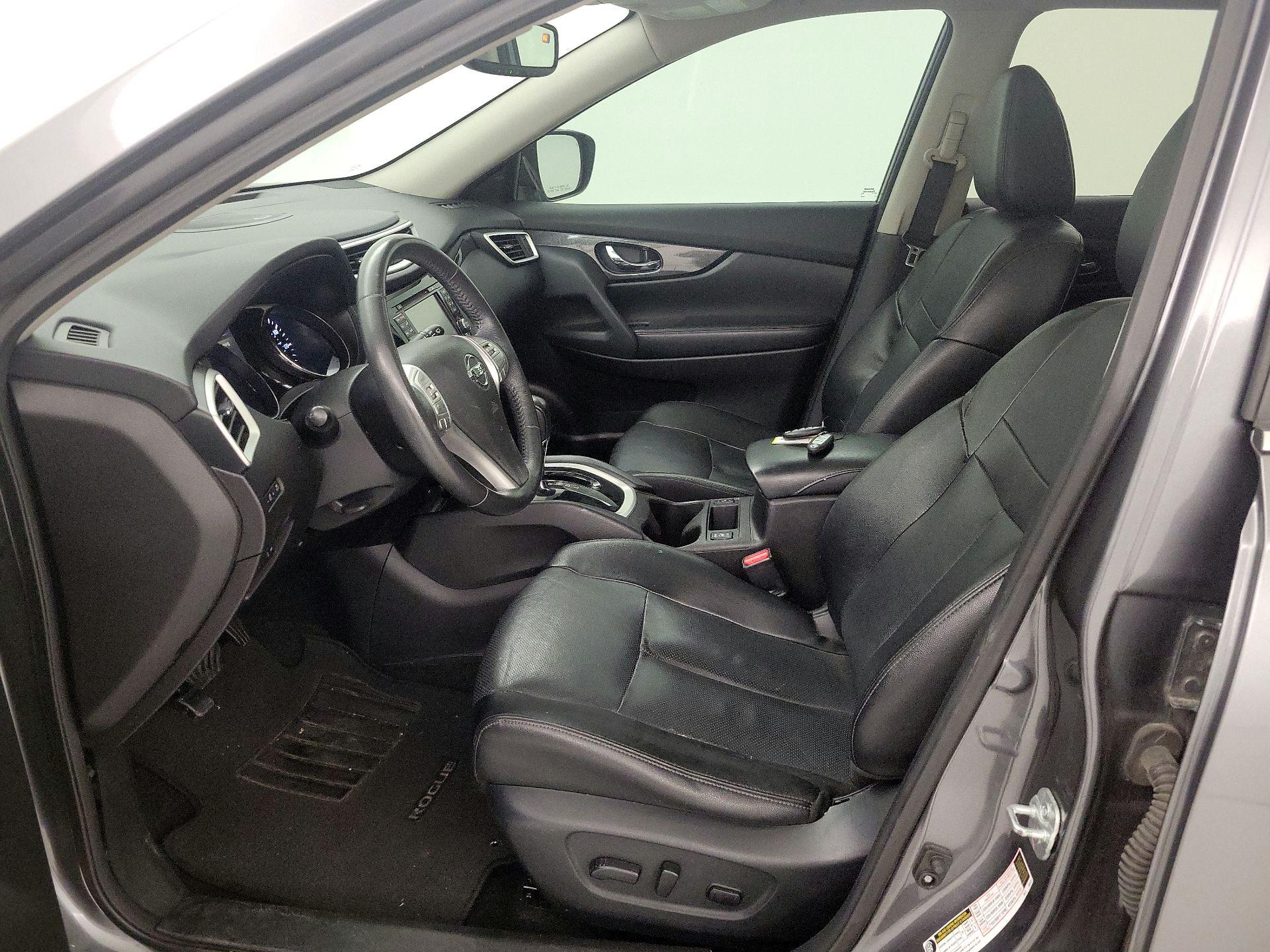 Thumbnail: 2015 Nissan Rogue - 11