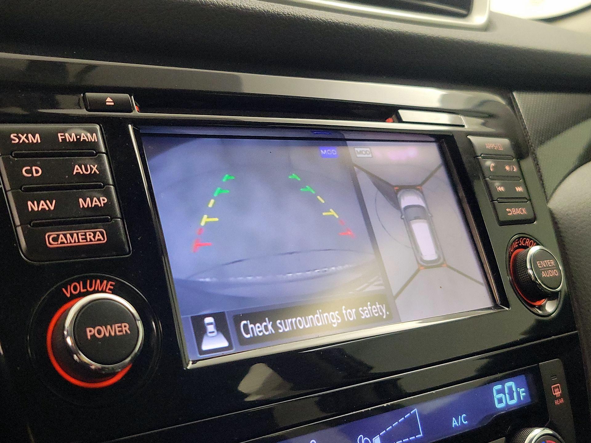 Thumbnail: 2015 Nissan Rogue - 15