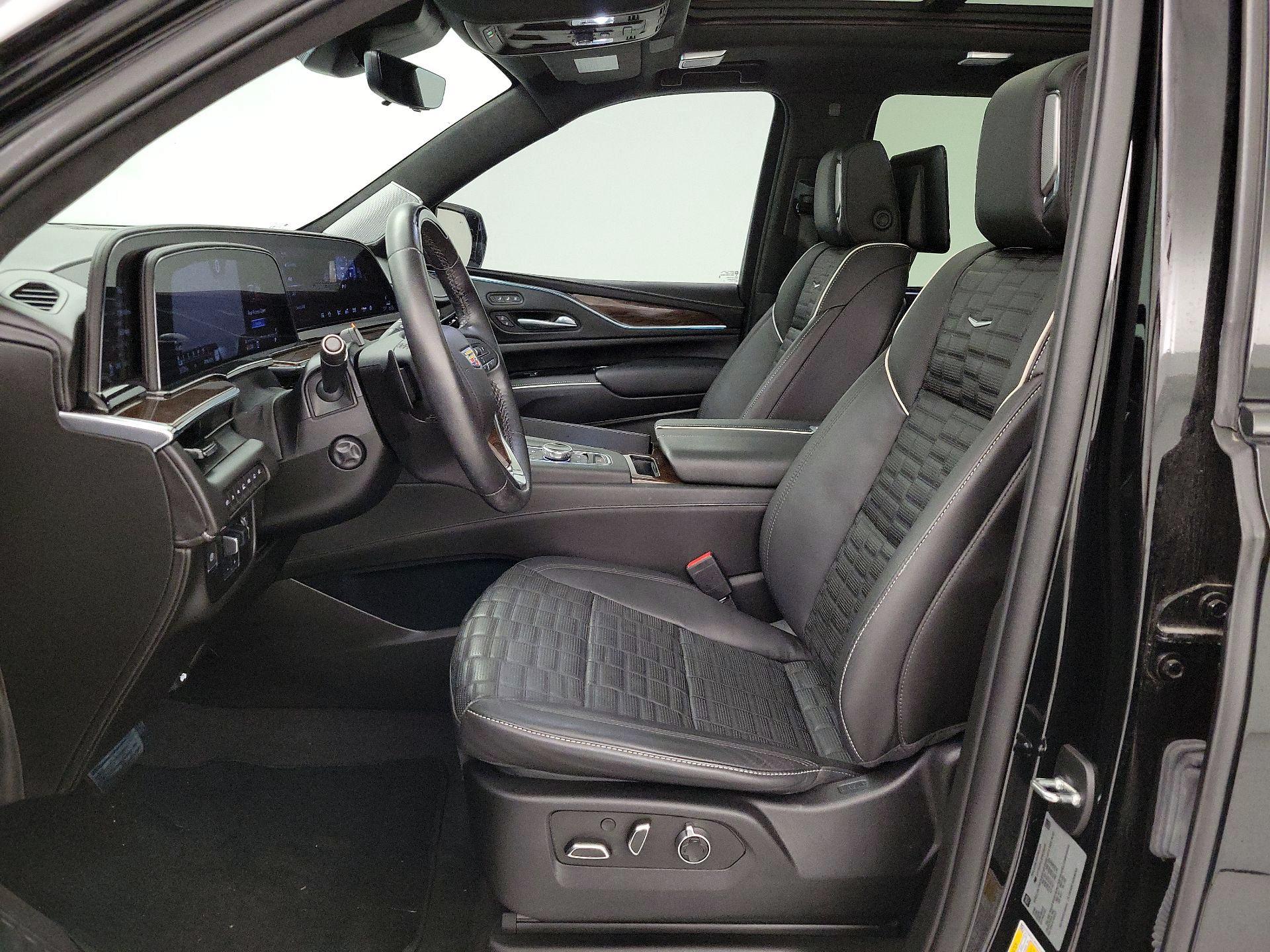 Thumbnail: 2023 Cadillac Escalade - 11