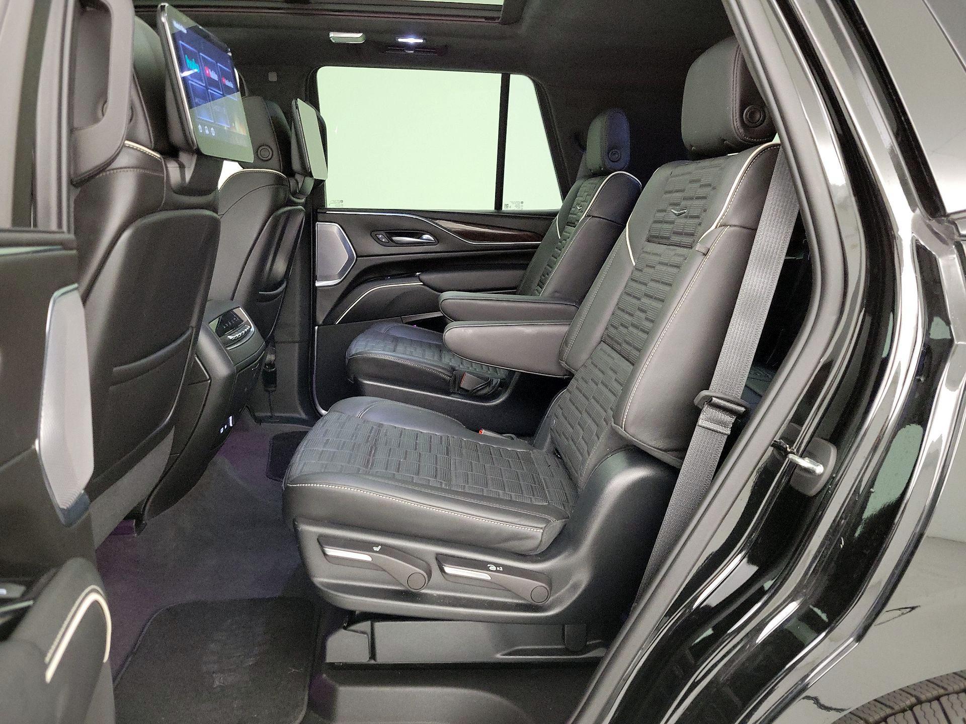 Thumbnail: 2023 Cadillac Escalade - 20