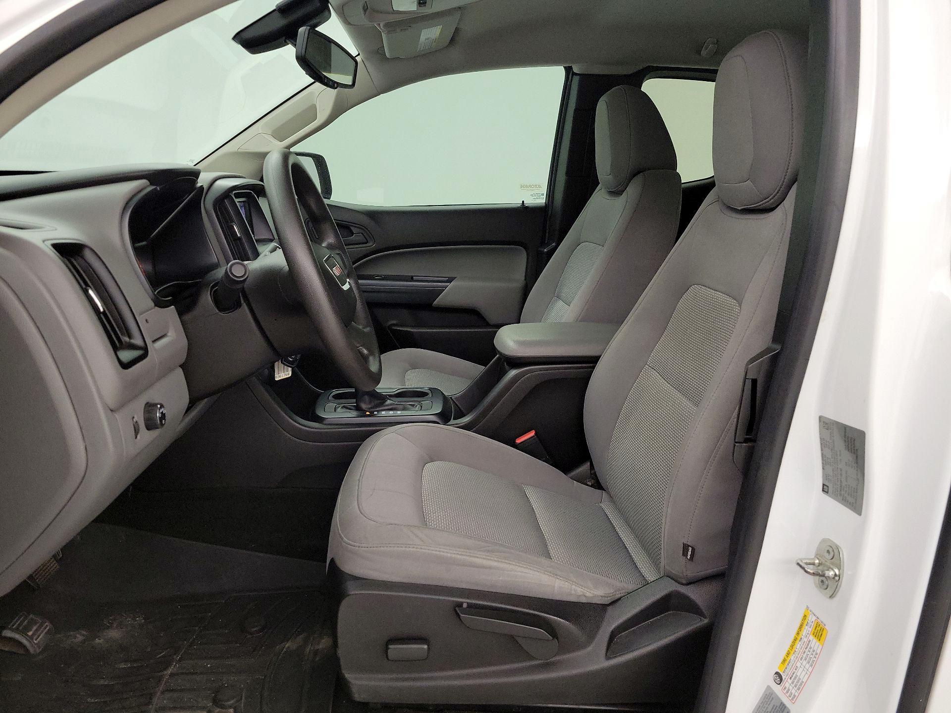 Thumbnail: 2015 GMC Canyon - 11