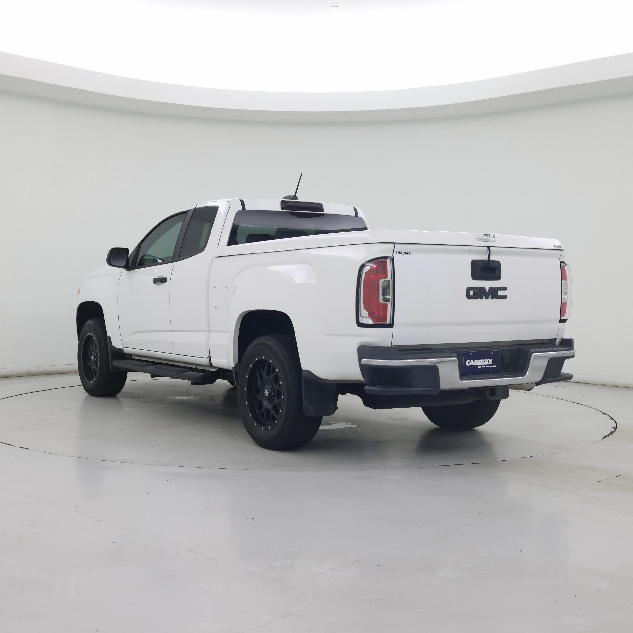 Thumbnail: 2015 GMC Canyon - 2