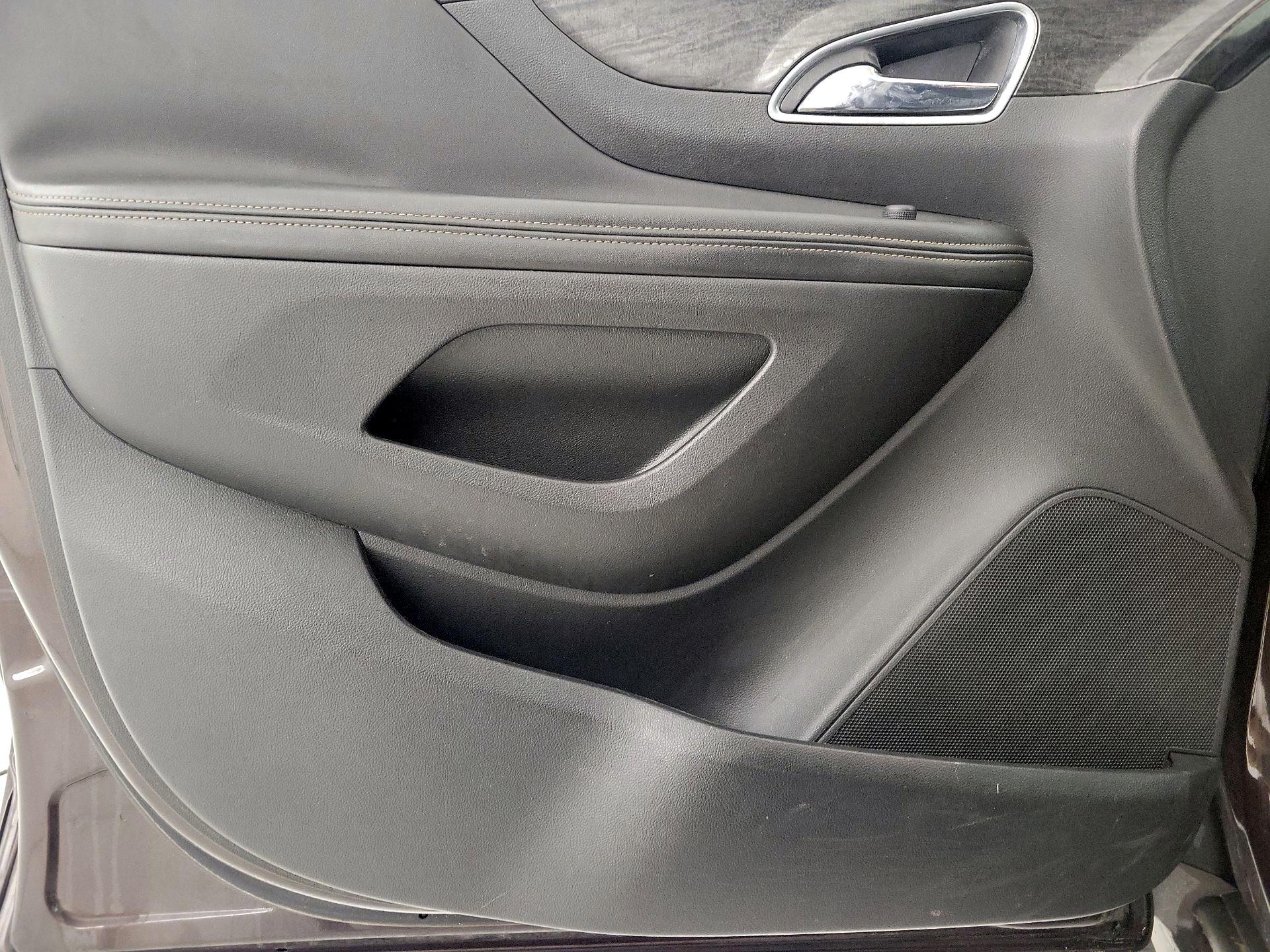 Thumbnail: 2015 Buick Encore - 12