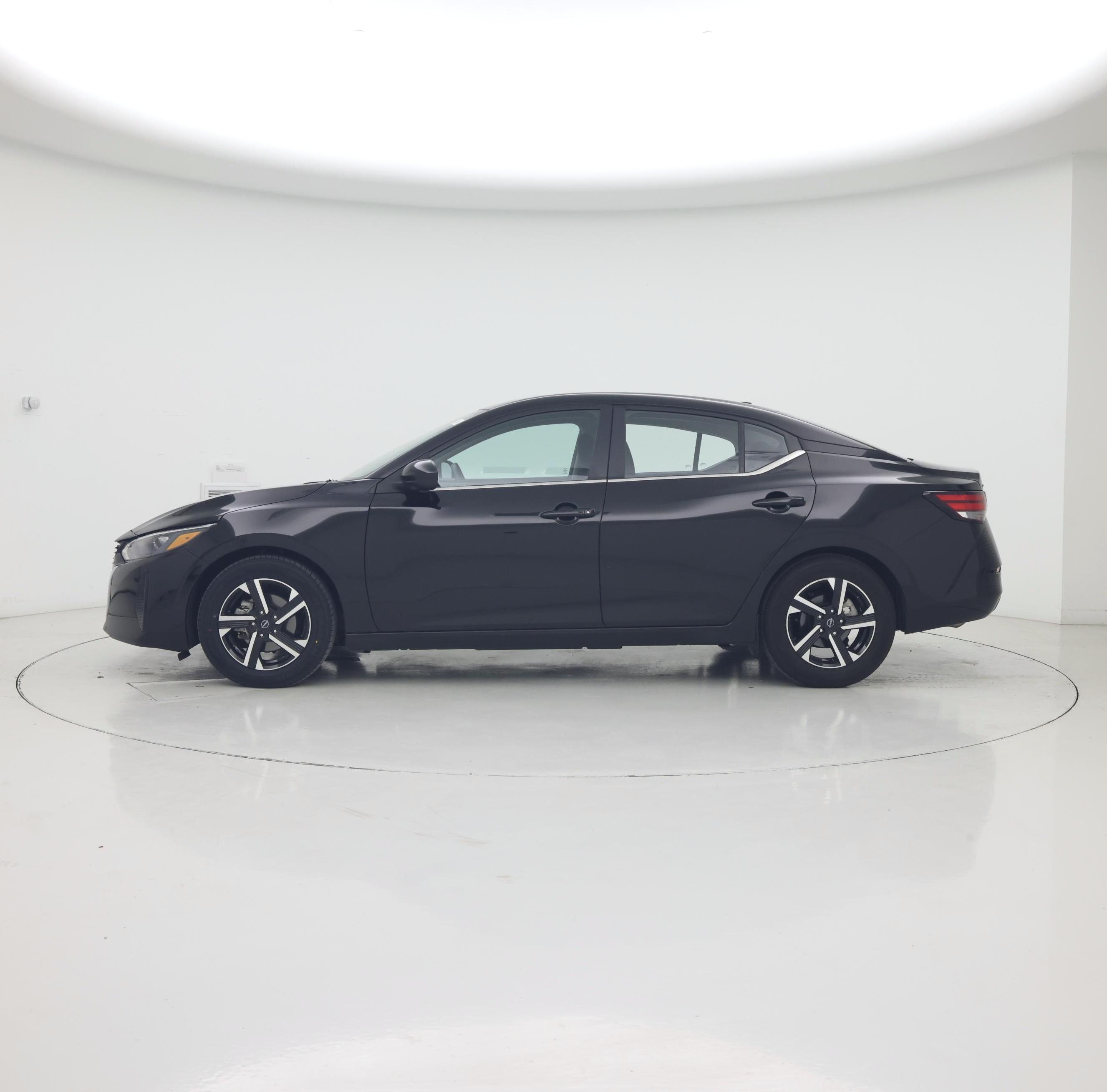 Thumbnail: 2024 Nissan Sentra - 3
