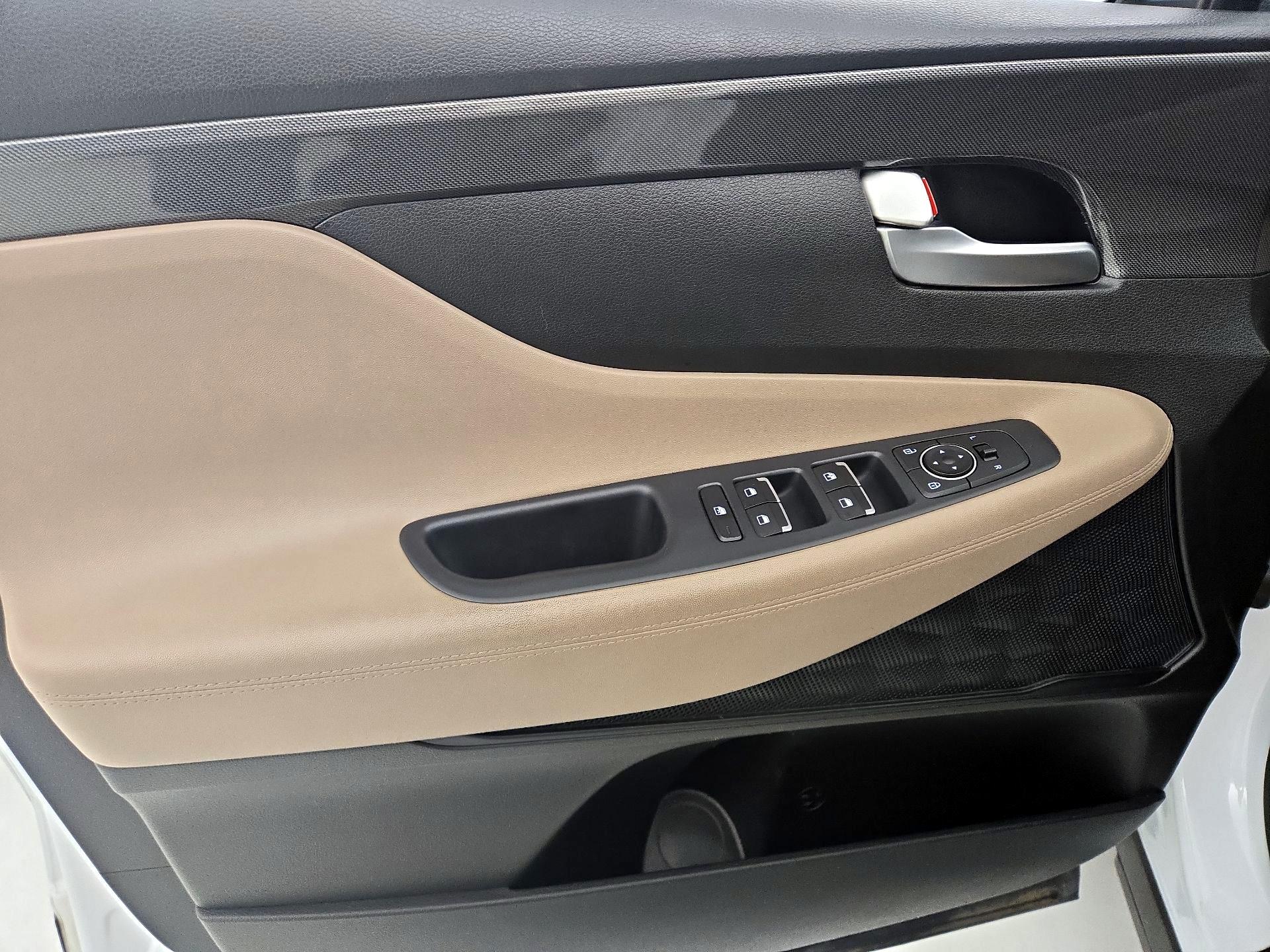 Thumbnail: 2021 Hyundai Santa Fe - 12