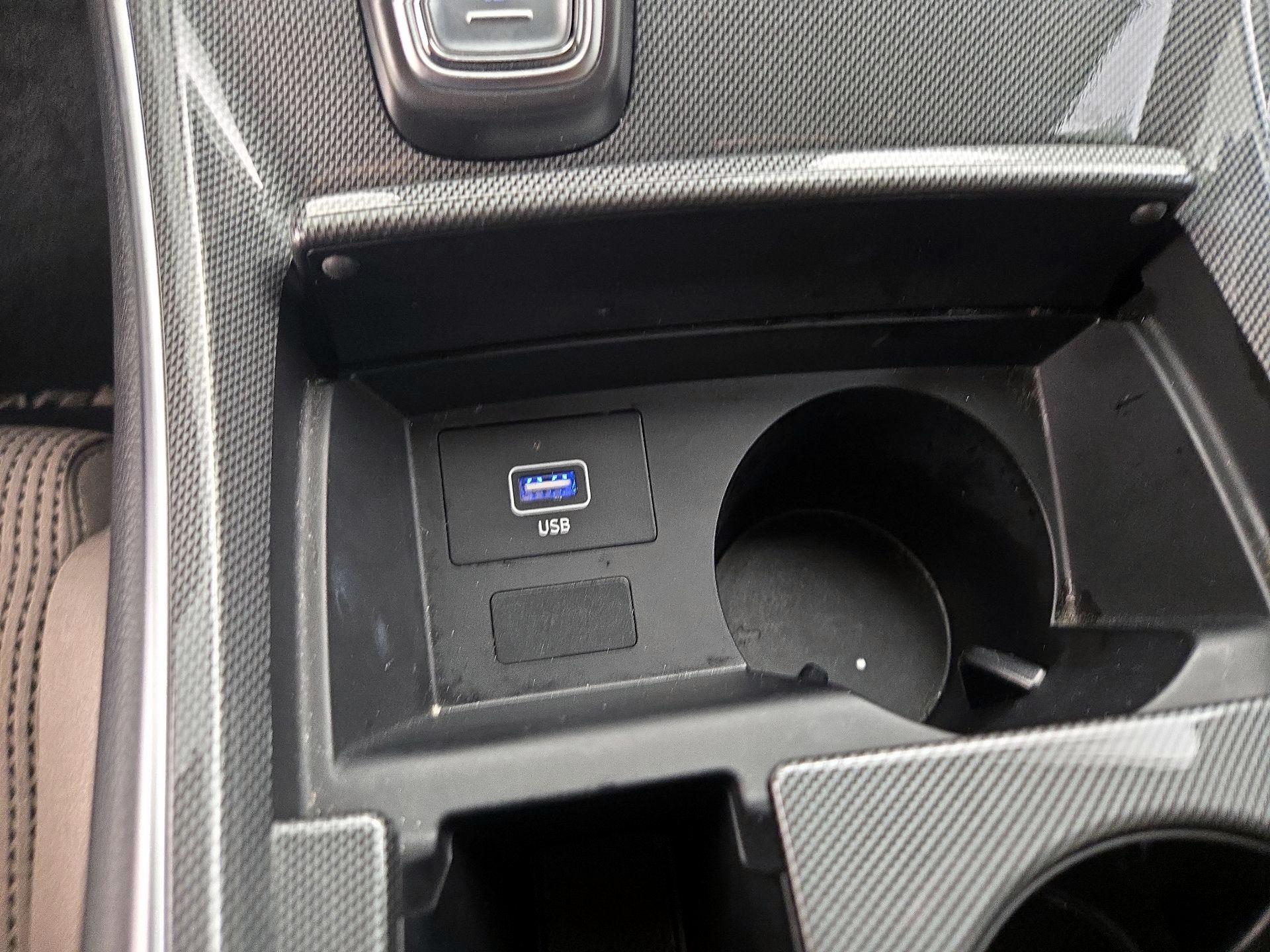 Thumbnail: 2021 Hyundai Santa Fe - 18