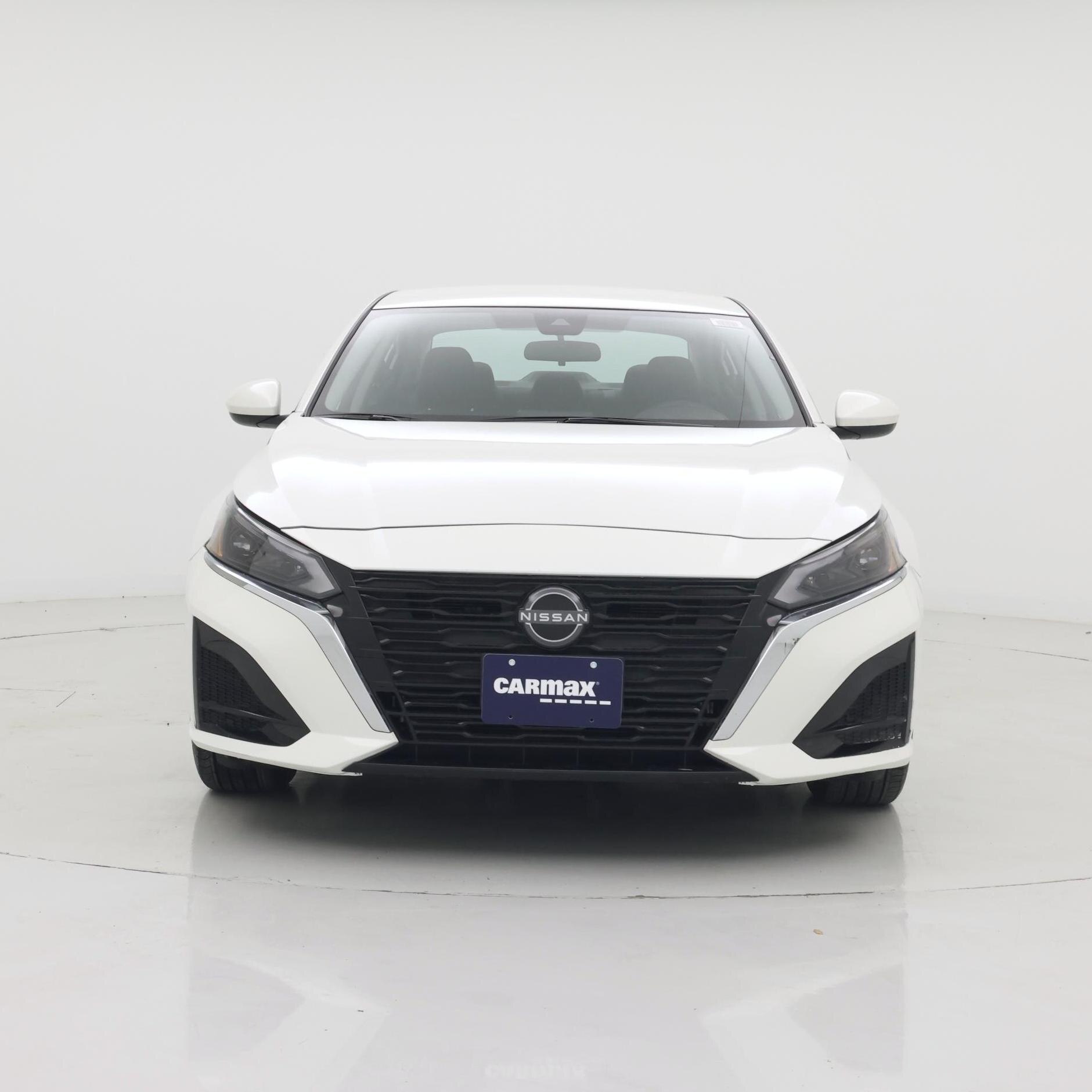 Thumbnail: 2023 Nissan Altima - 5