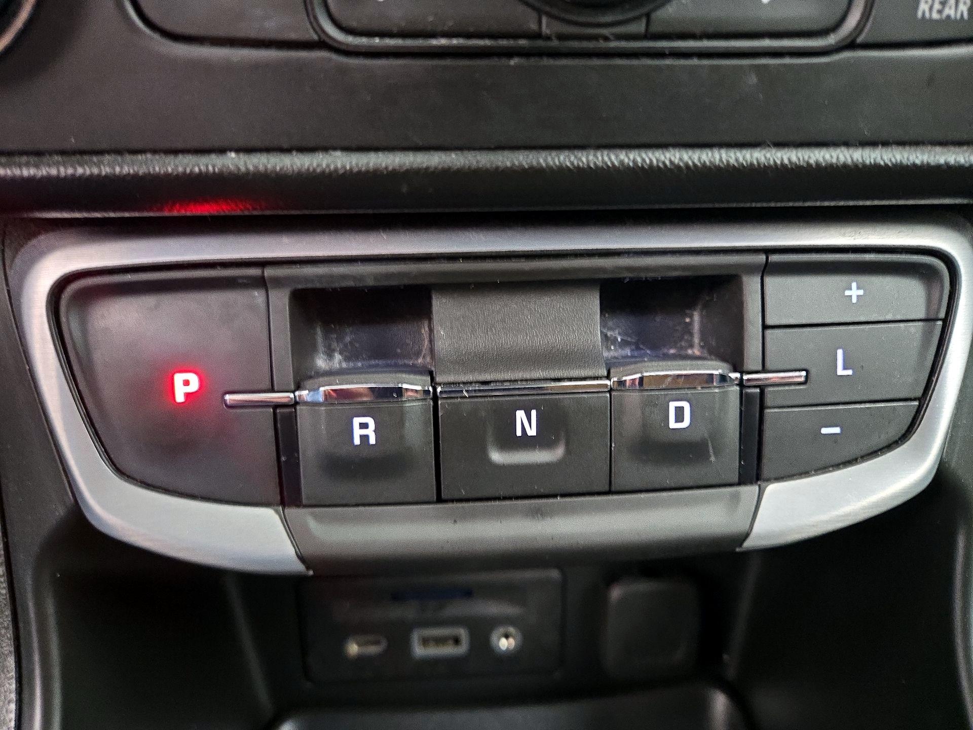 Thumbnail: 2022 GMC Terrain - 17