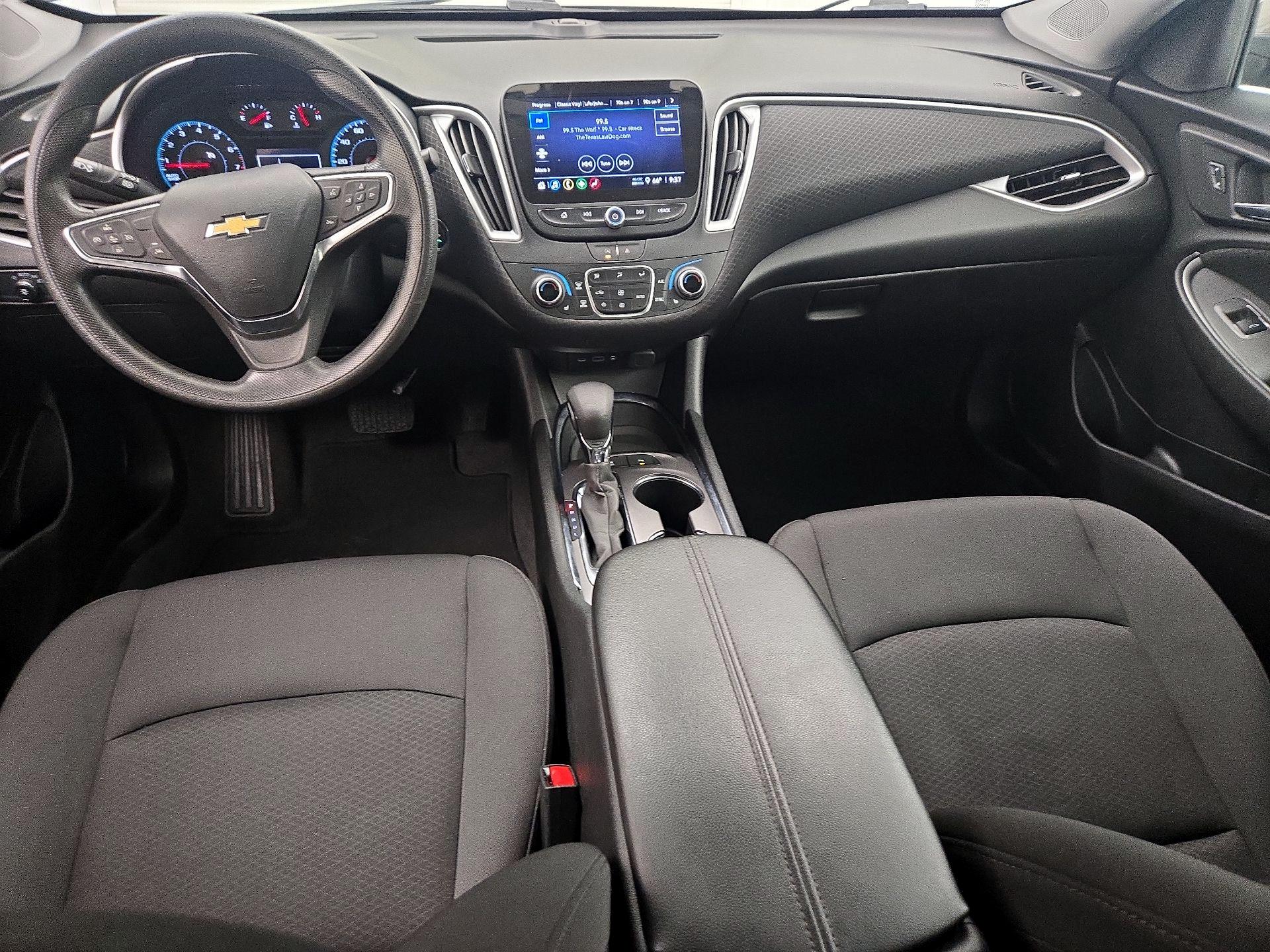 Thumbnail: 2024 Chevrolet Malibu - 9