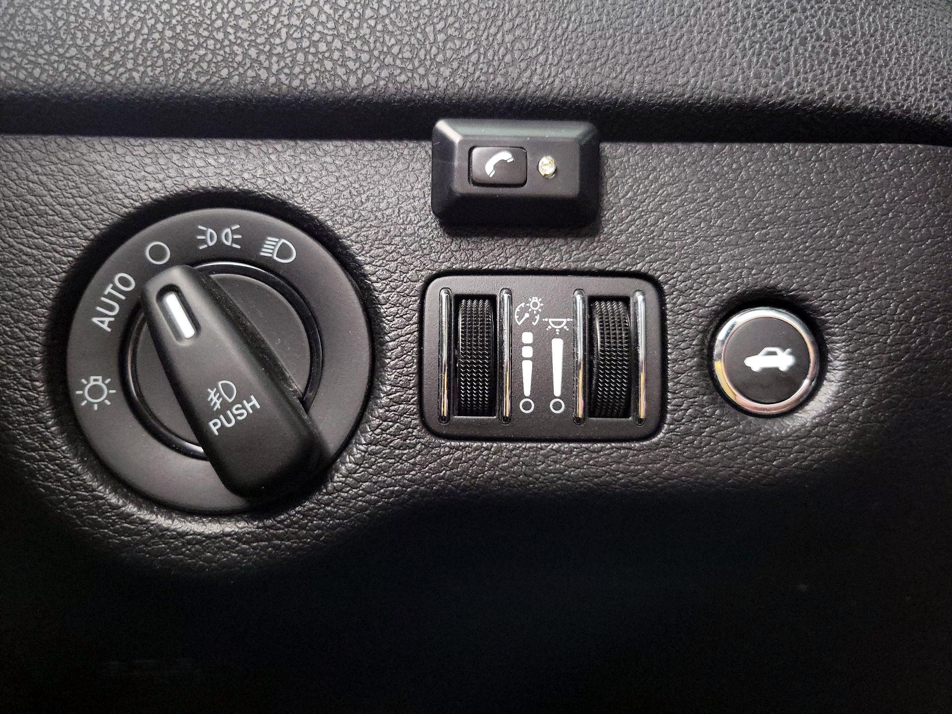 Thumbnail: 2021 Dodge Charger - 13