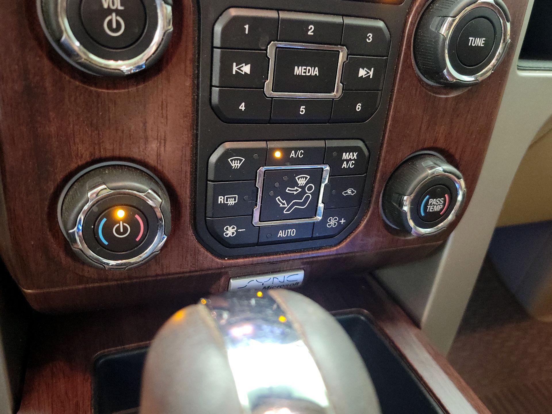 Thumbnail: 2014 Ford F-150 - 17