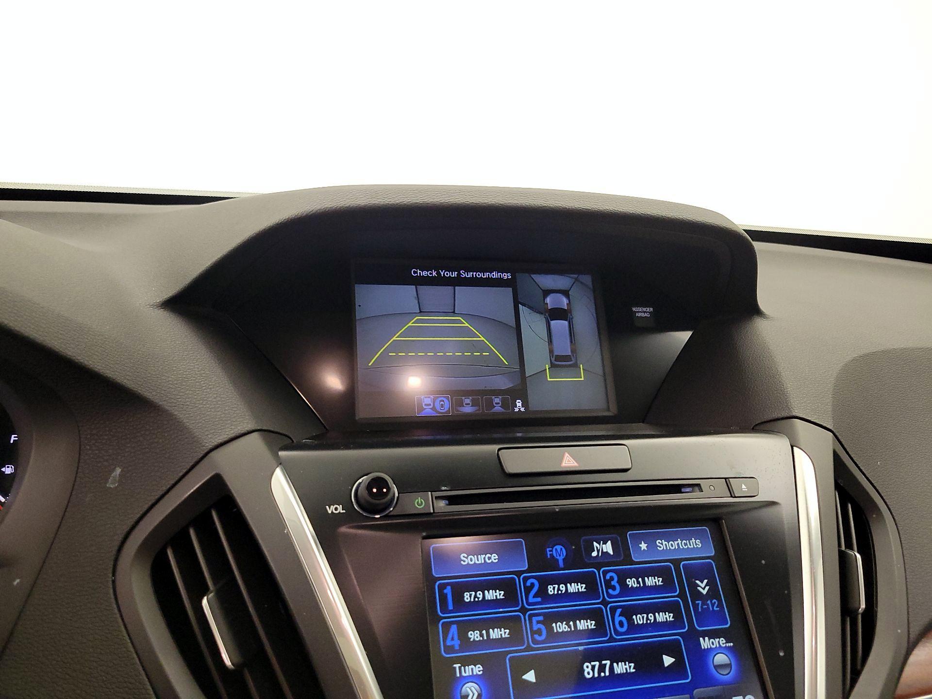 Thumbnail: 2017 Acura MDX - 15