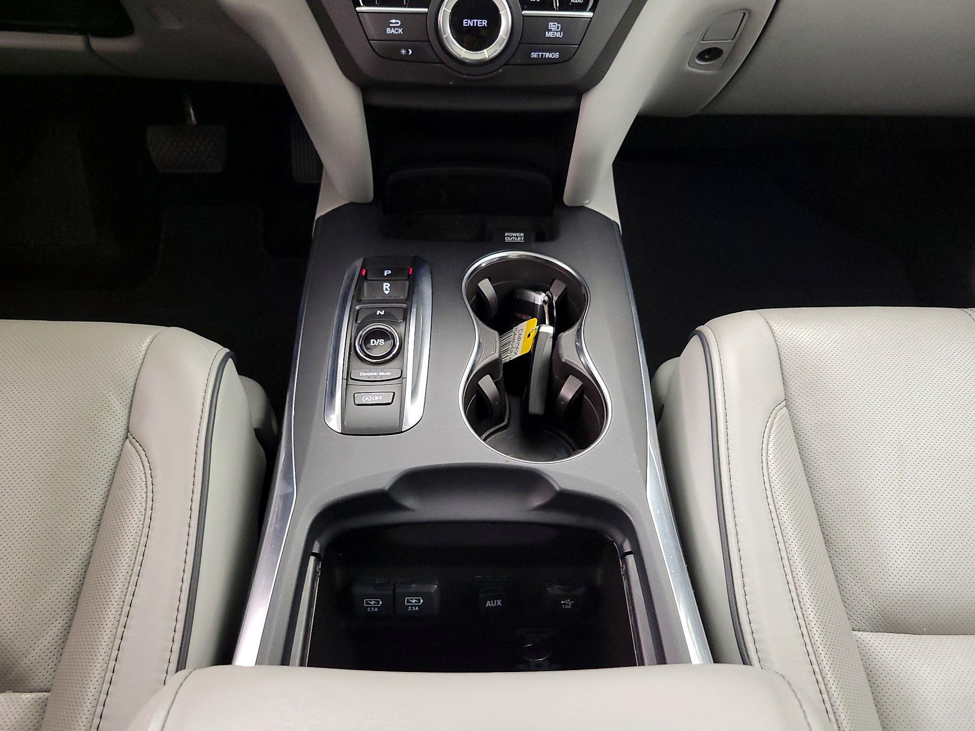 Thumbnail: 2017 Acura MDX - 18