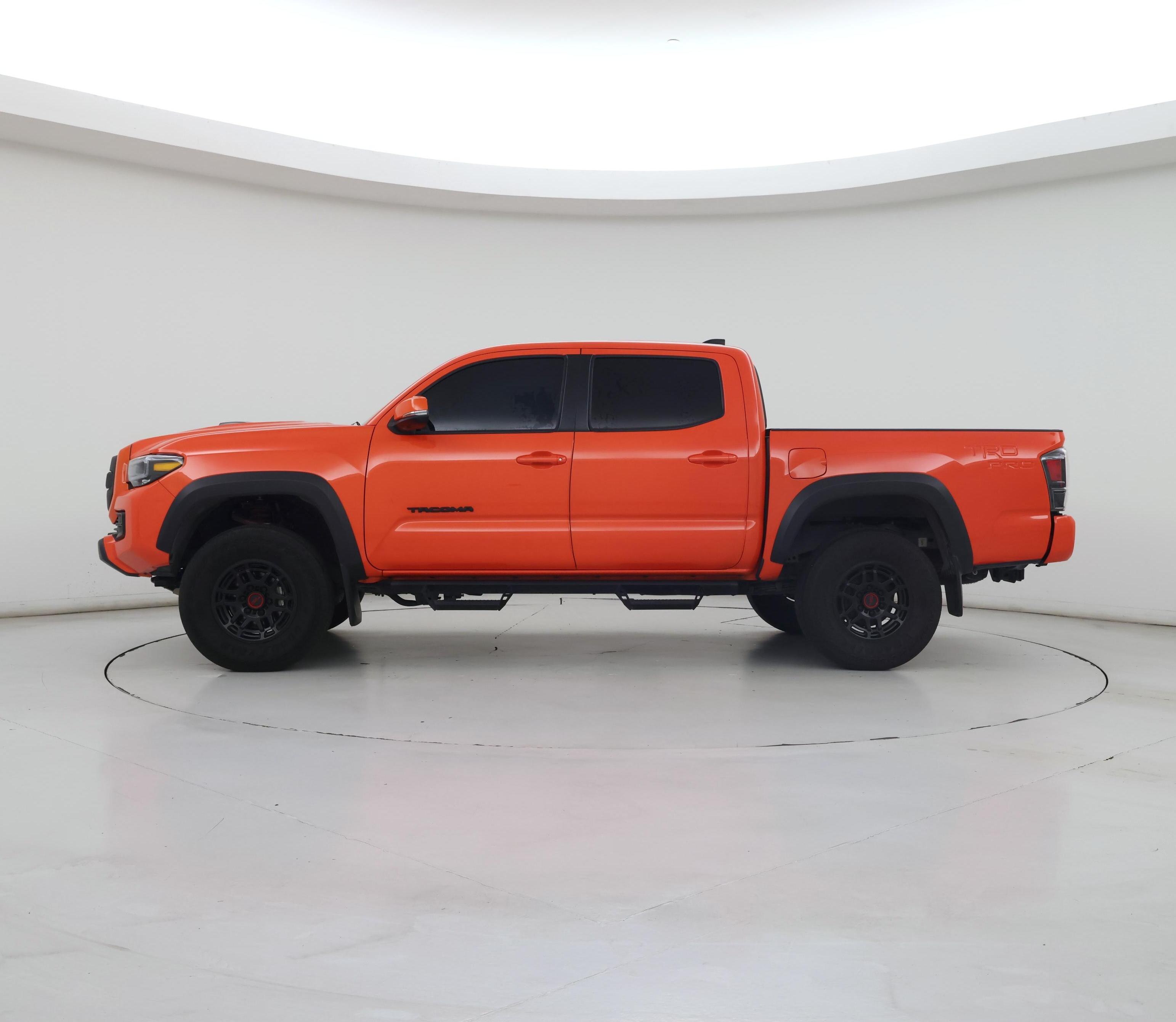 Thumbnail: 2023 Toyota Tacoma - 3