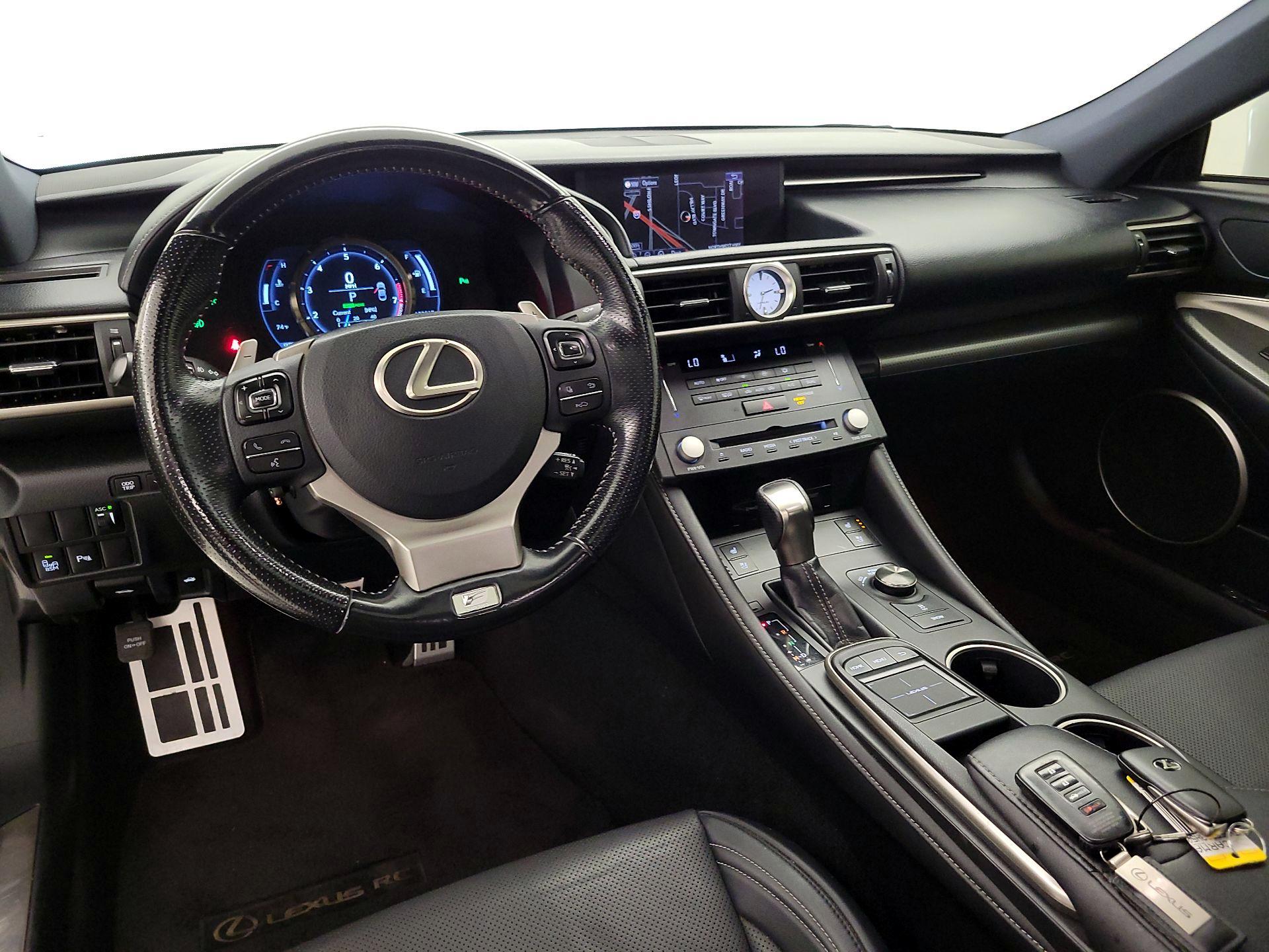 Thumbnail: 2017 Lexus RC - 9