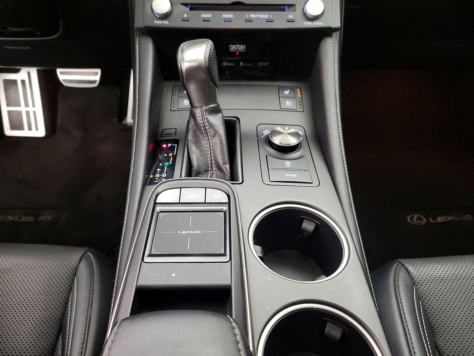 Thumbnail: 2017 Lexus RC - 18