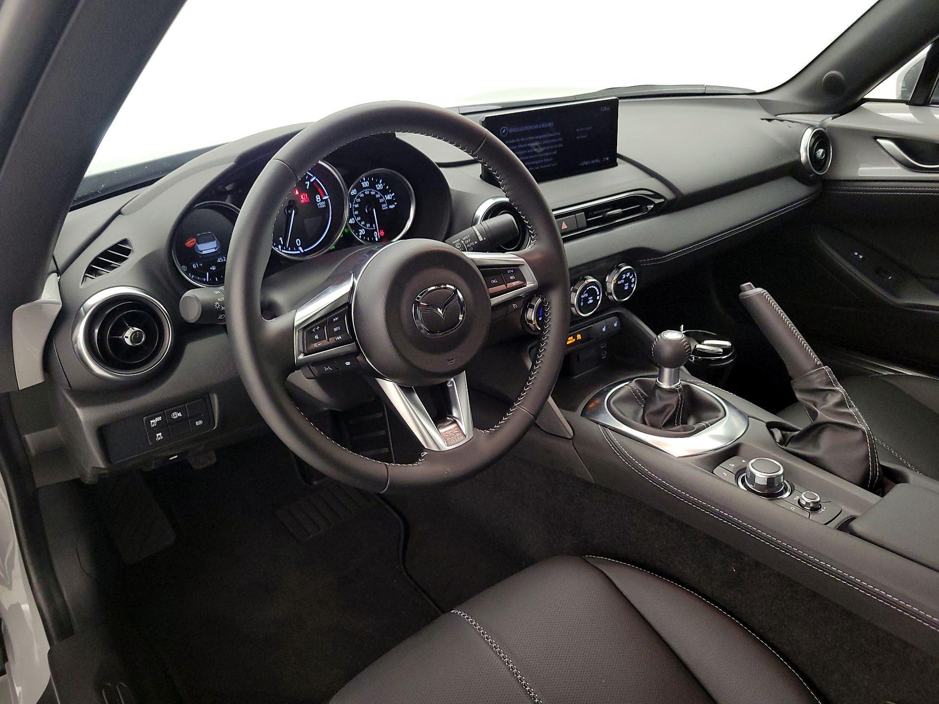 Thumbnail: 2025 Mazda MX-5 Miata - 9