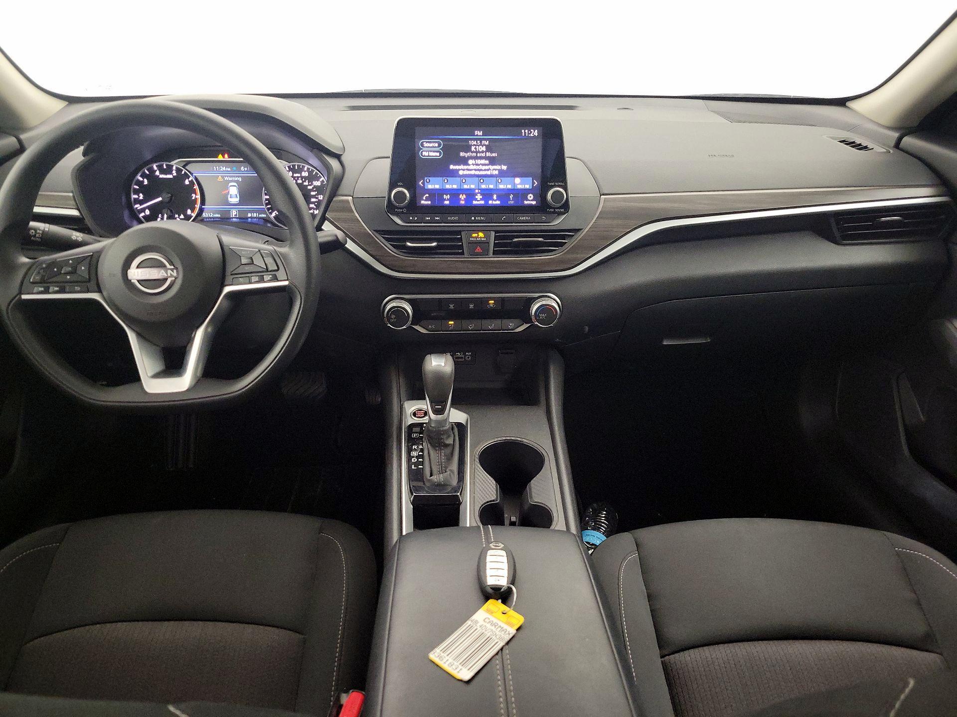 Thumbnail: 2025 Nissan Altima - 9